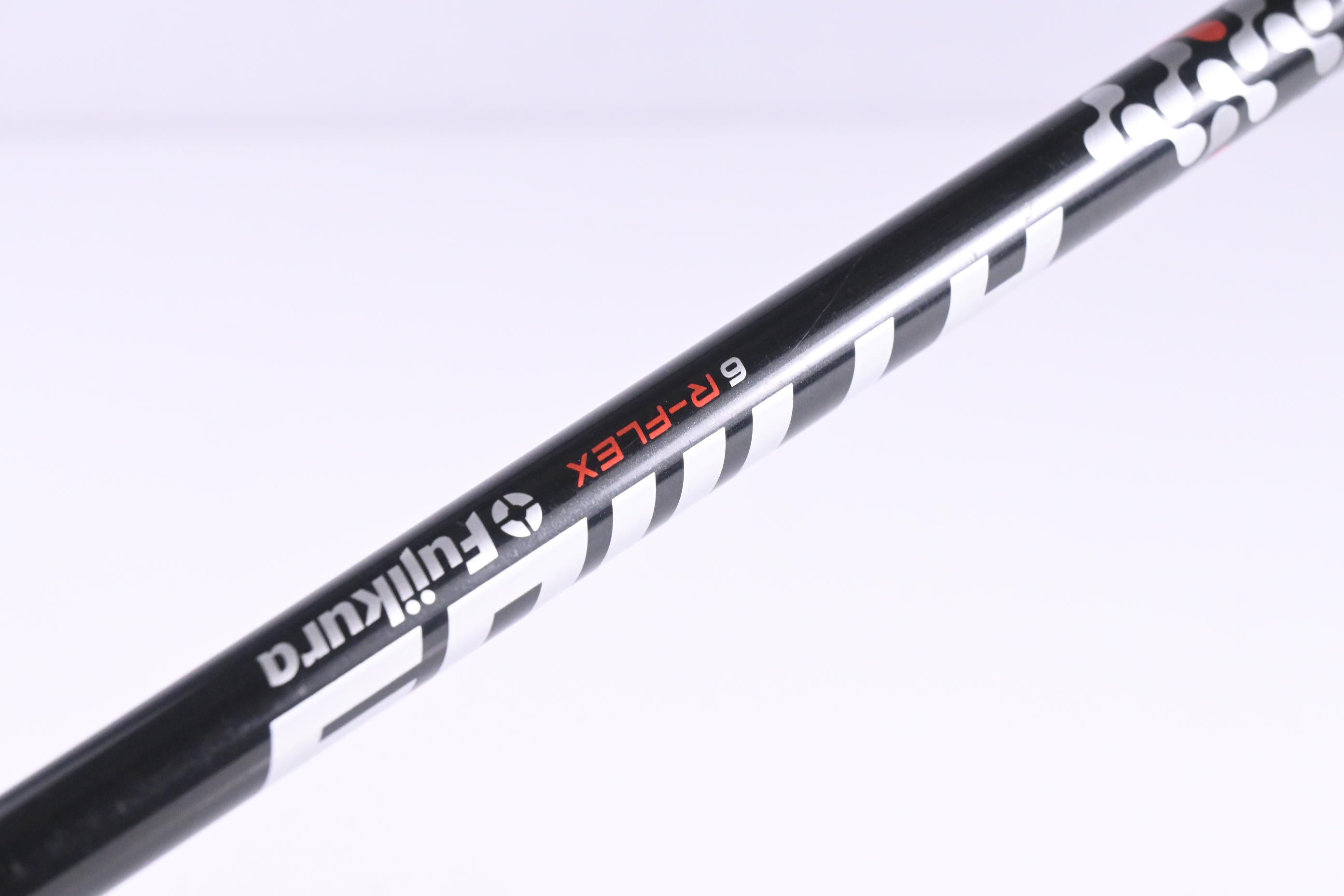 Taylormade M6 #3 Hybrid / 19 Degree / Regular Flex Fujikura Atmos Orange 6 Shaft