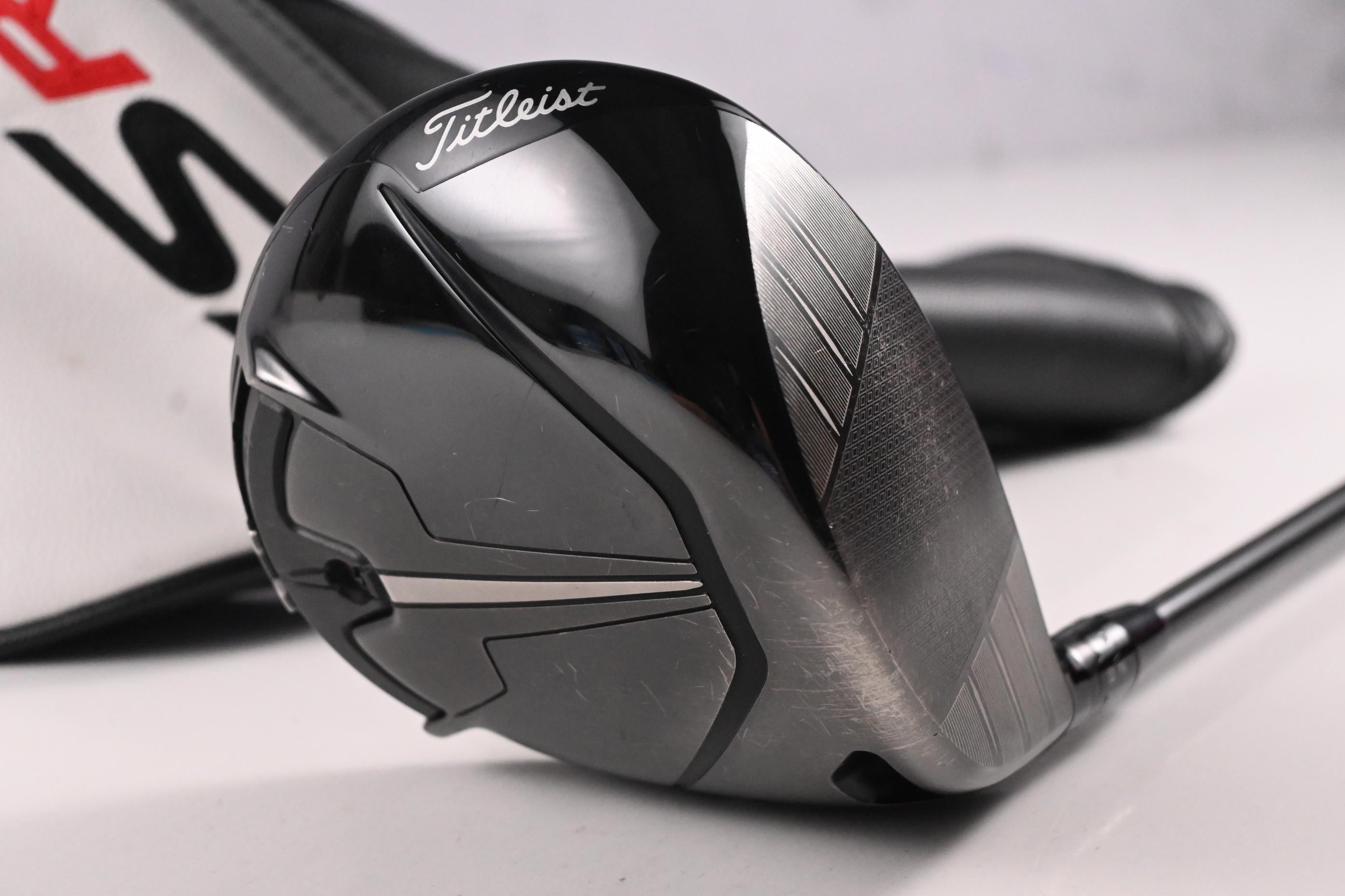 Titleist TSR3 Driver / 9 Degree / Regular Flex Diamana M+ Red 50 Shaft