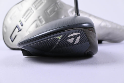 TaylorMade Qi35 Driver / 9 Degree / Stiff Flex Kai'li Dark Waves White 60 Shaft