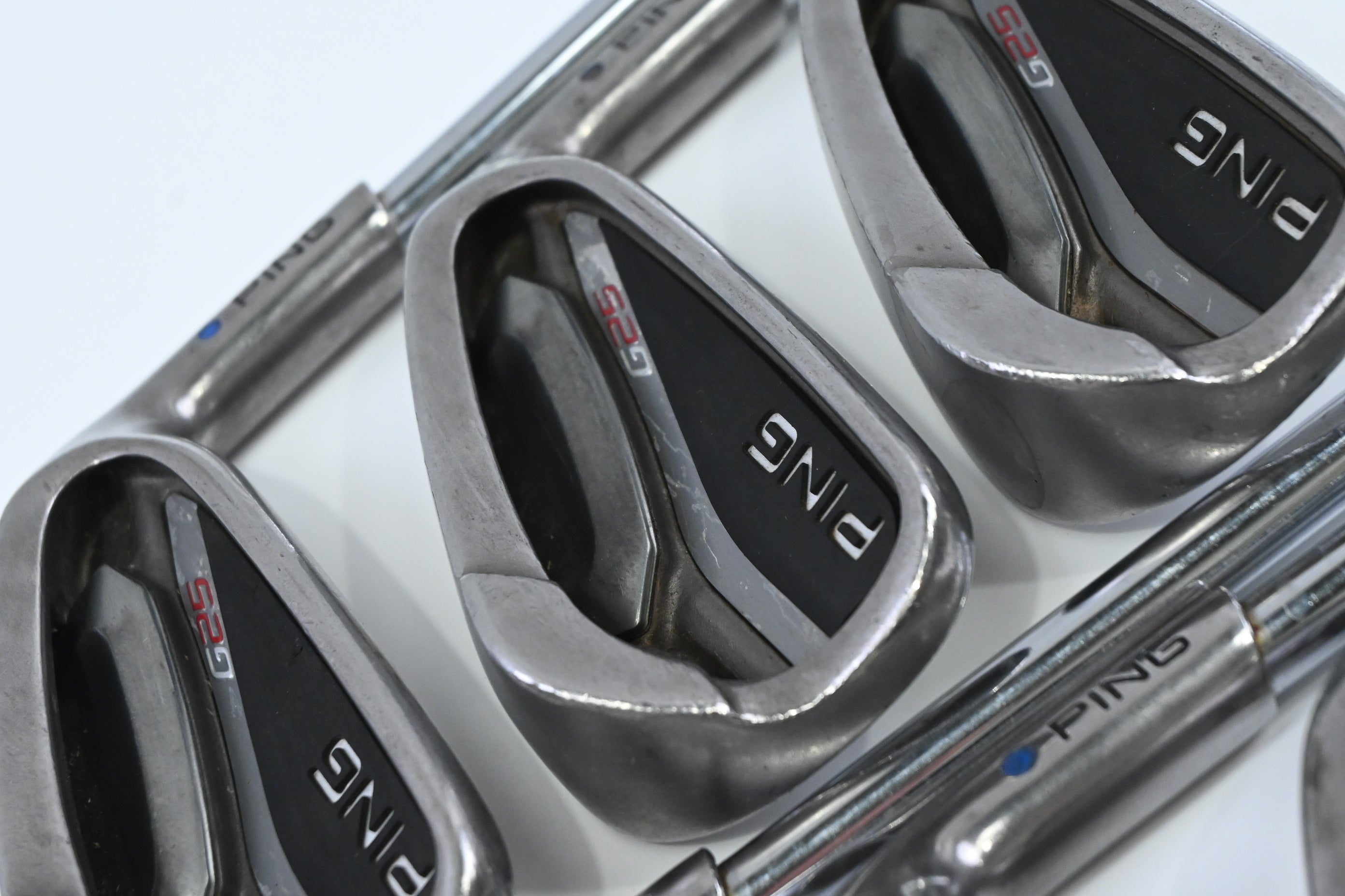 Ping G25 Irons / 5-PW / Blue Dot / Regular Flex Ping CFS Shafts