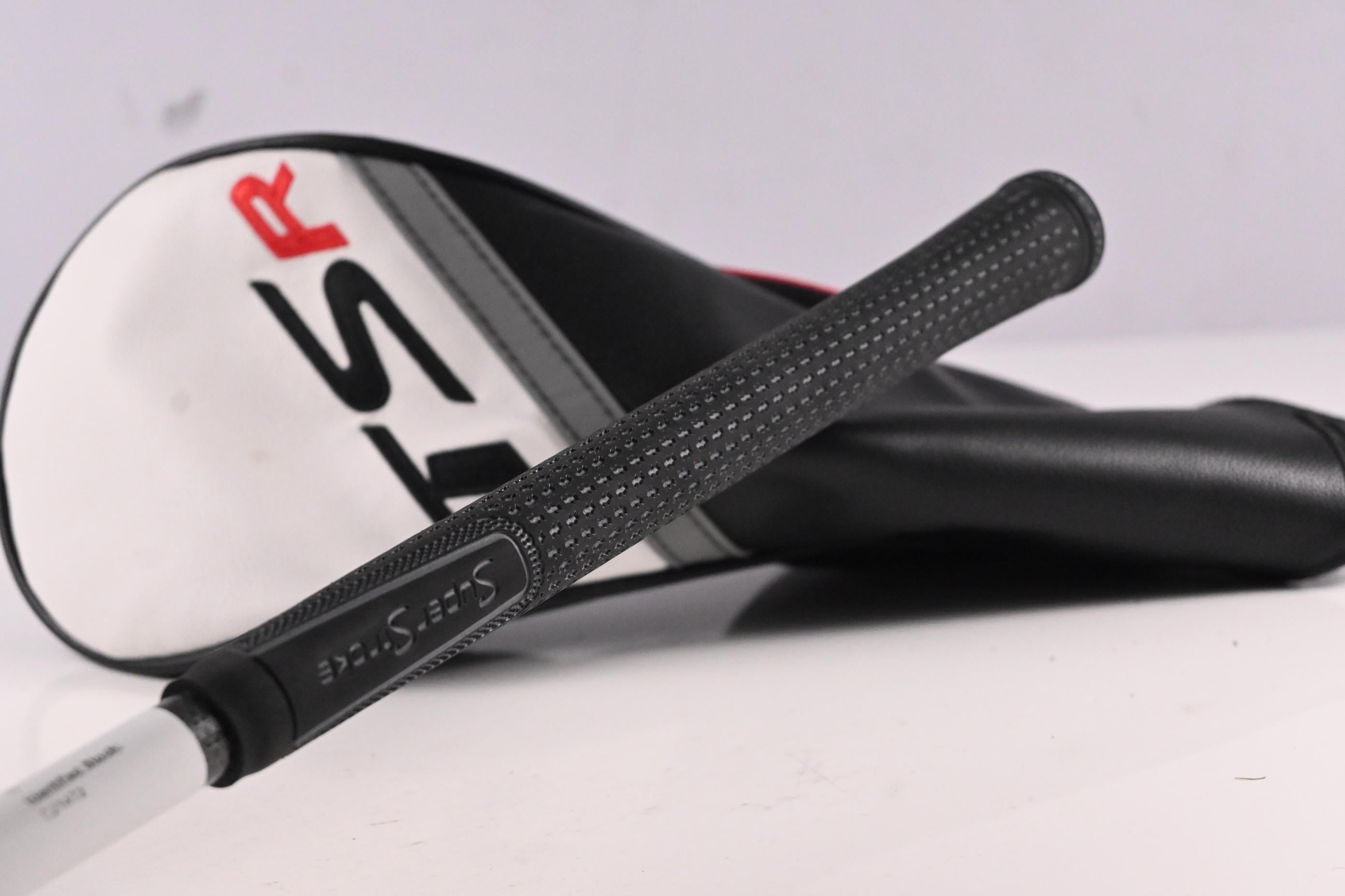 Titleist TSR3 Driver / 9 Degree / Regular Flex Diamana M+ Red 50 Shaft