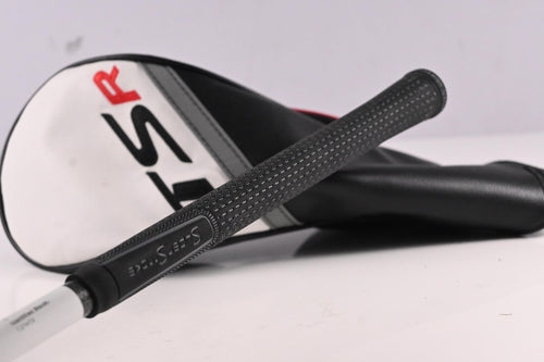 Titleist TSR3 Driver / 9 Degree / Regular Flex Diamana M+ Red 50 Shaft