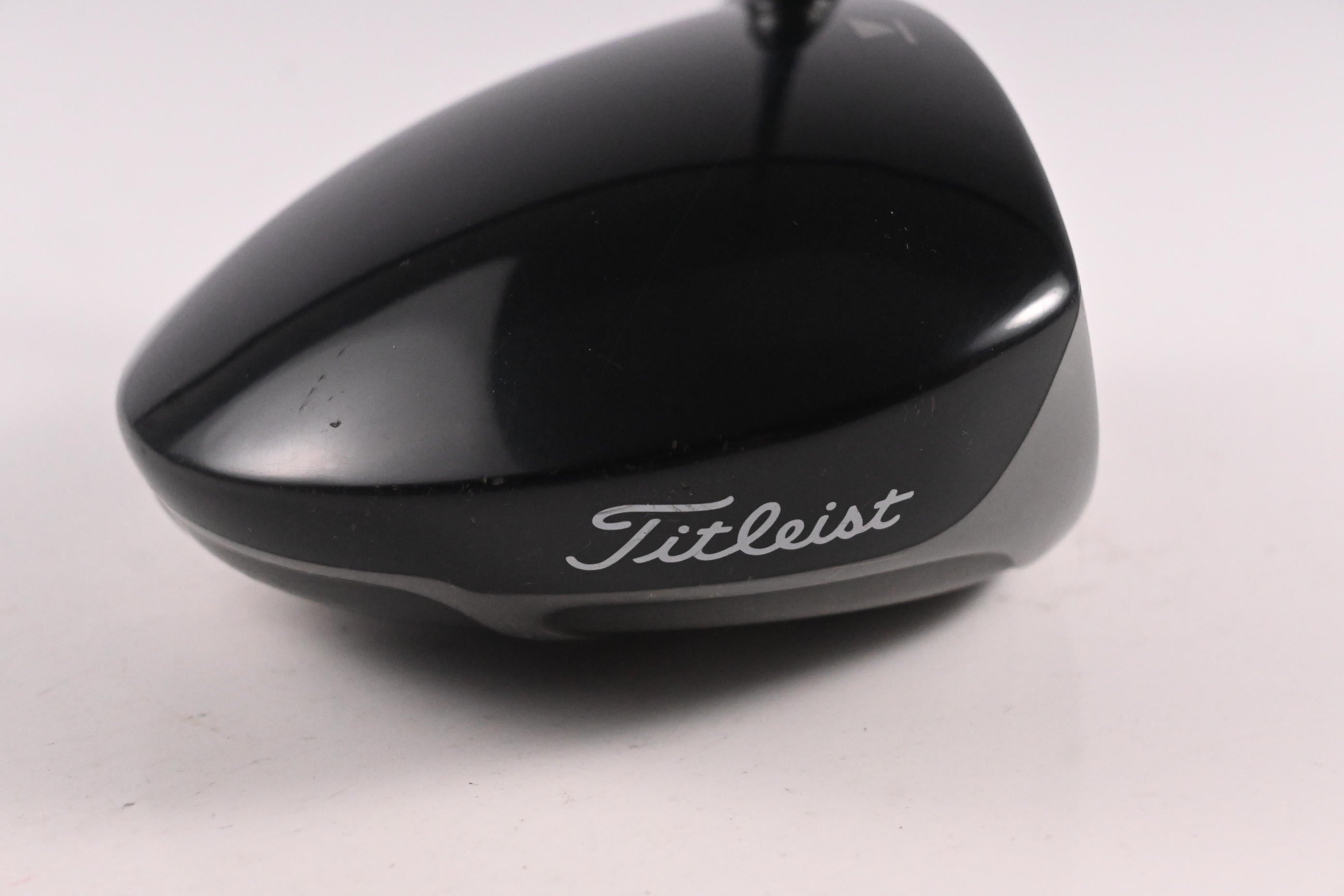 Titleist 910 D3 Driver / 9.5 Degree / Regular Flex Diamana Kai'Li 65 Shaft