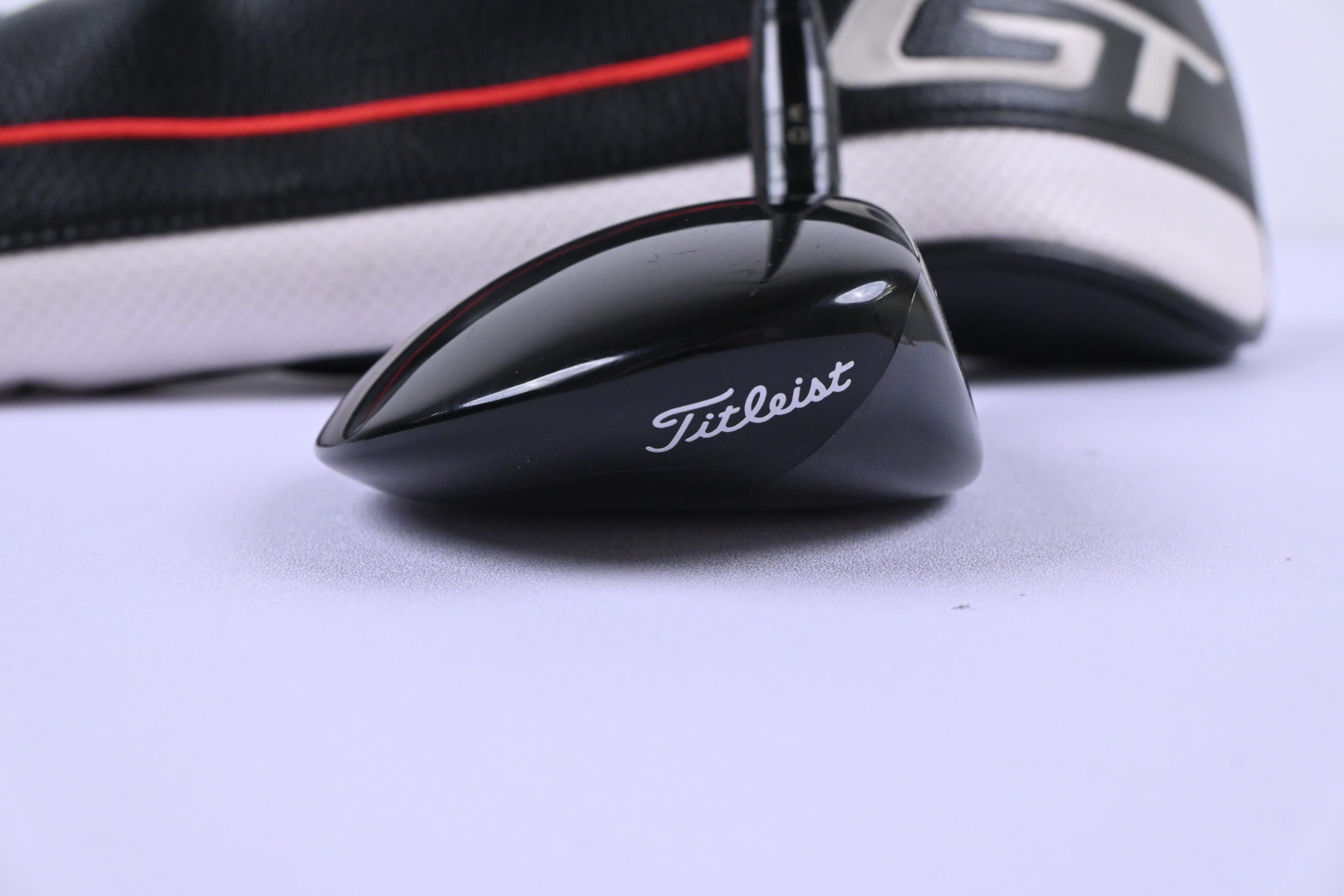 Titleist GT2 #5 Wood / 18 Degree / Regular Flex HZRDUS Gen5 Black 70 Shaft