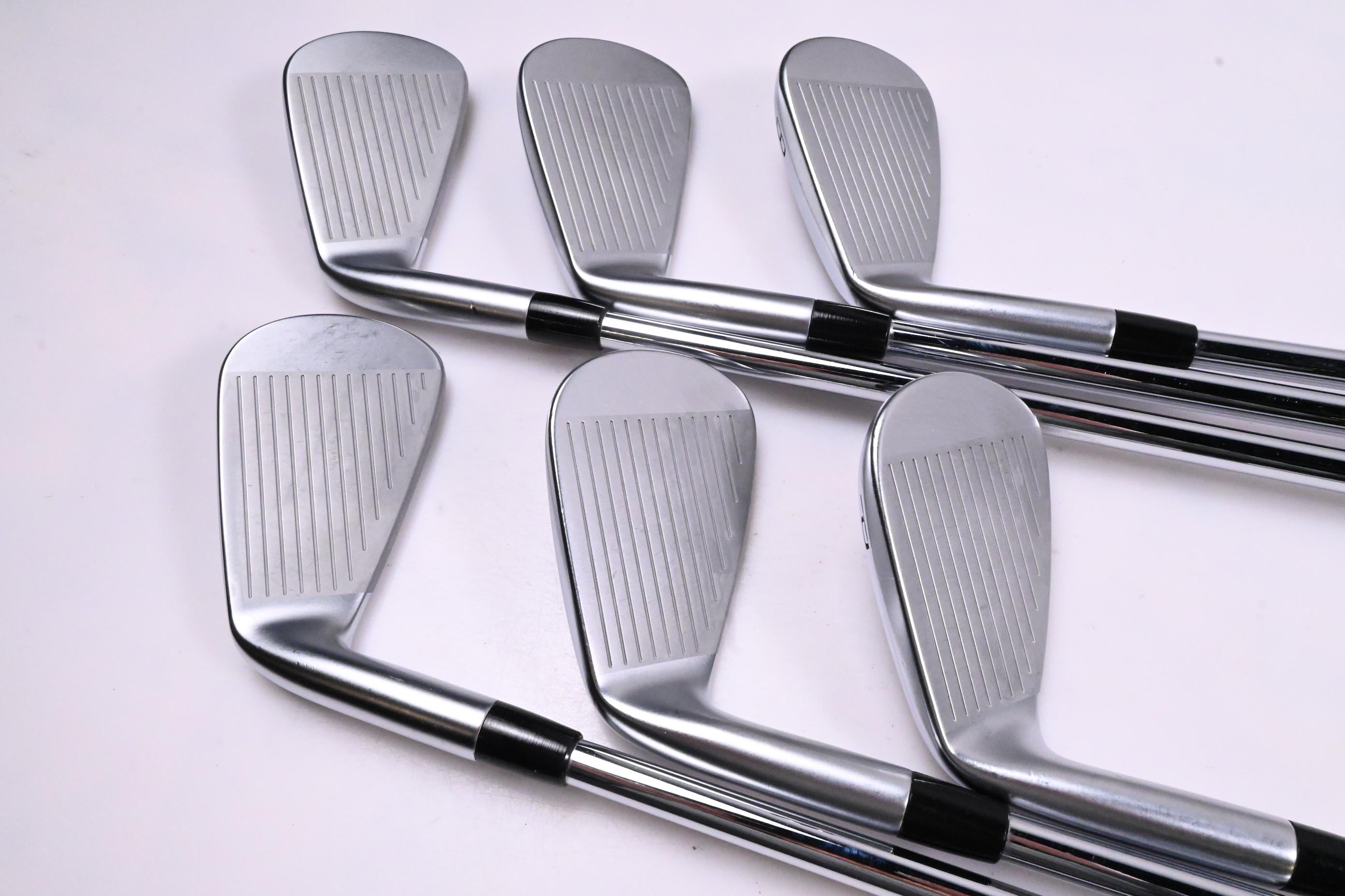 Mizuno JPX 925 Forged Irons / 5-PW / Regular Flex N.S.Pro Modus³ Tour 105 Shafts
