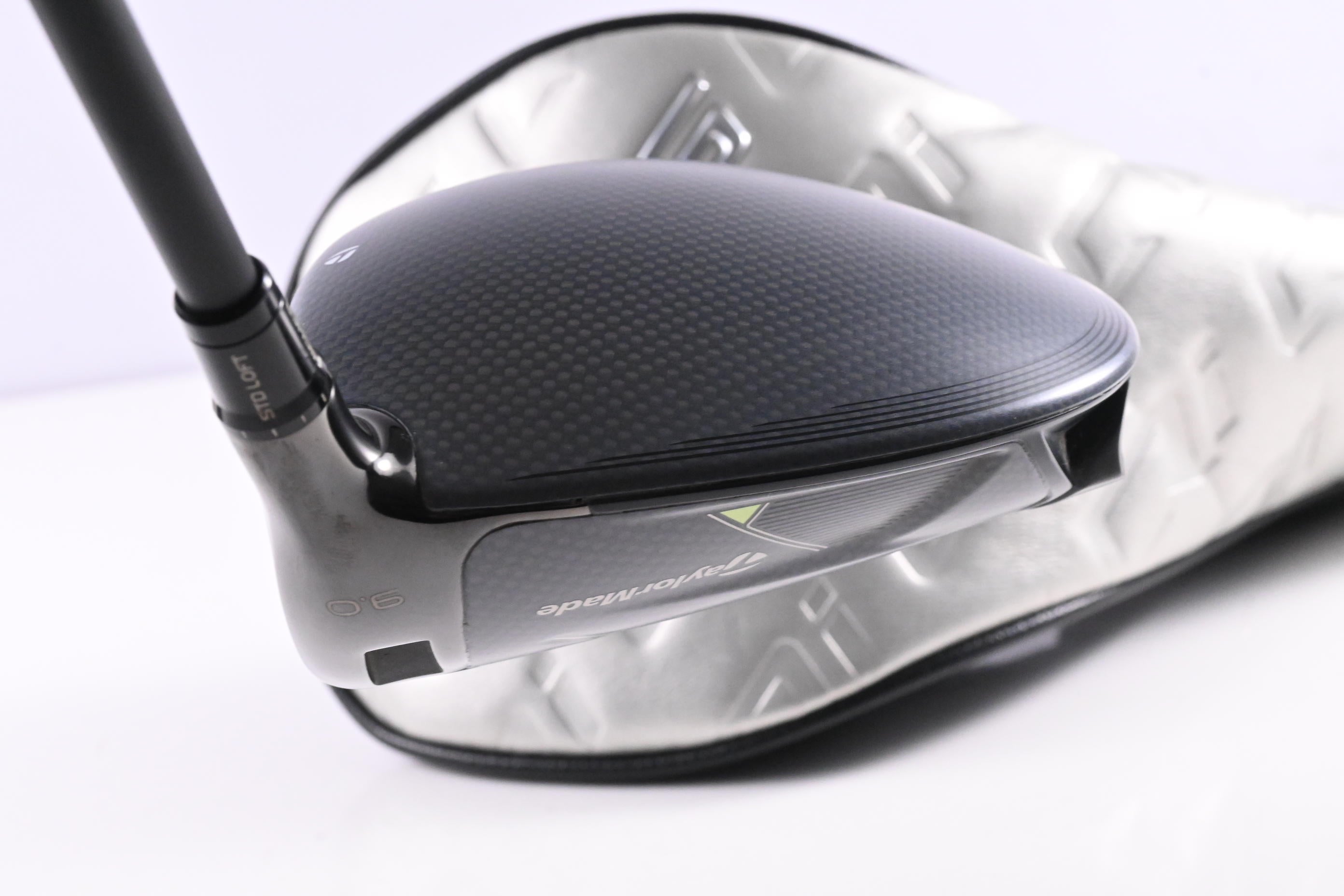 Taylormade Qi35 Driver / 9 Degree / Stiff Flex Fujikura Ventus Blue 5 Shaft