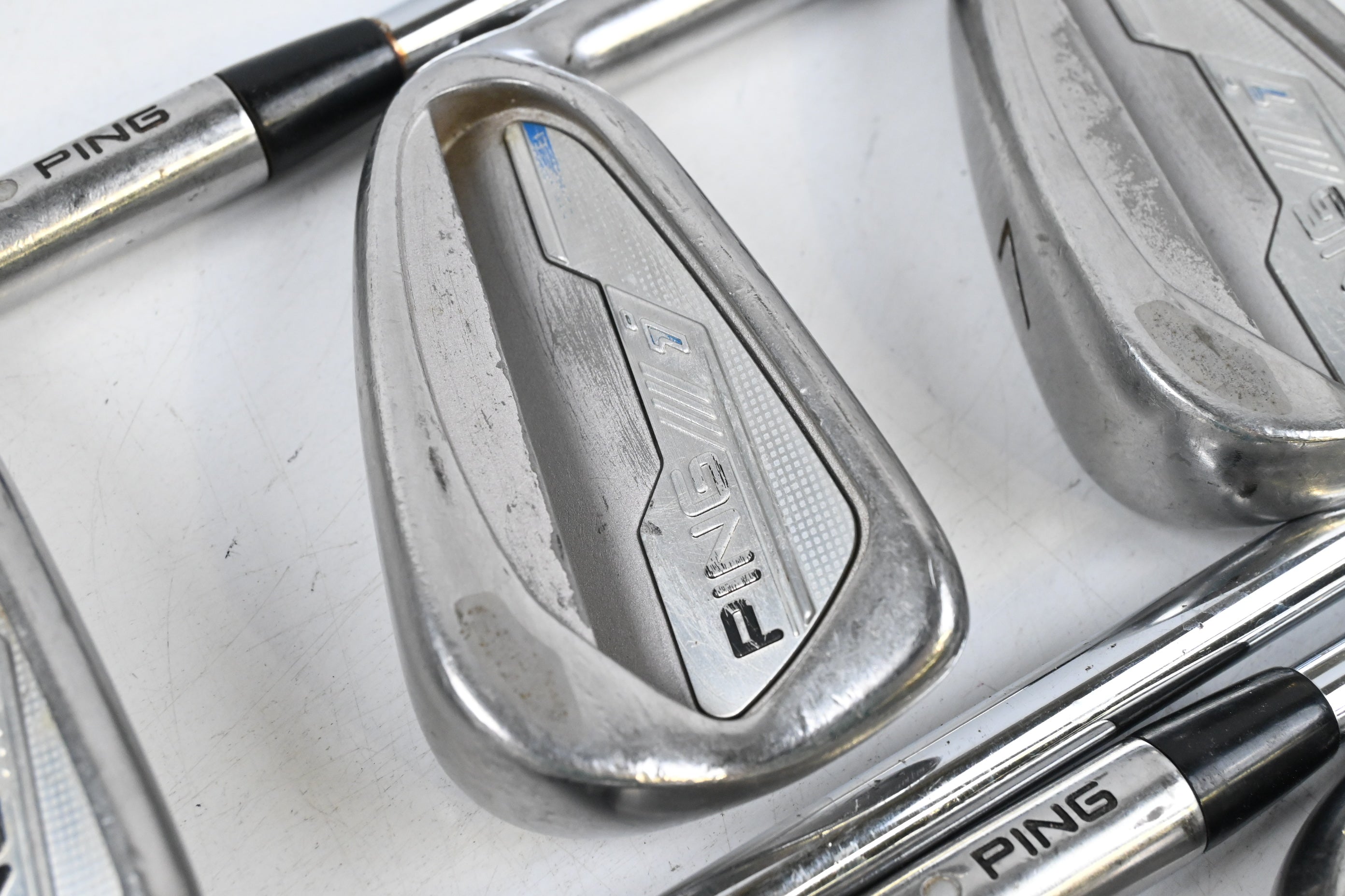 Ping i-Series E1 Irons / 5-PW / Silver Dot / Stiff Flex Dynamic Gold S300 Shafts