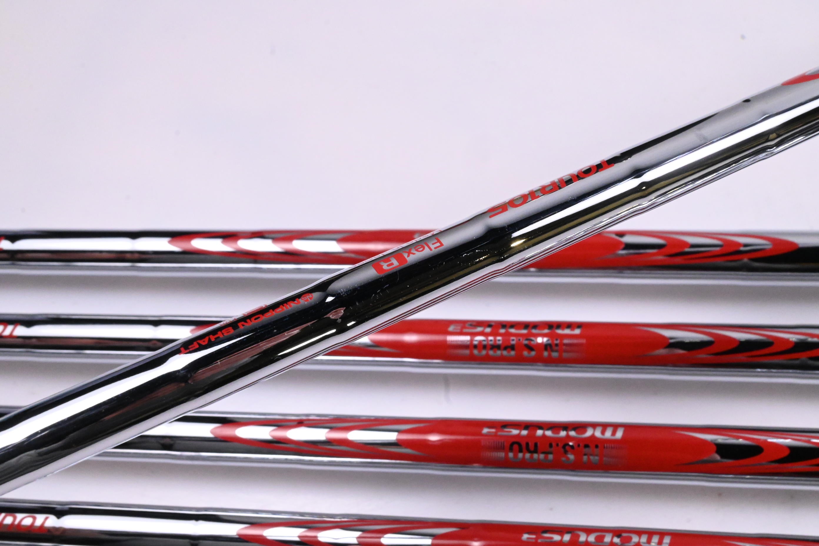 Mizuno JPX 925 Forged Irons / 5-PW / Regular Flex N.S.Pro Modus³ Tour 105 Shafts