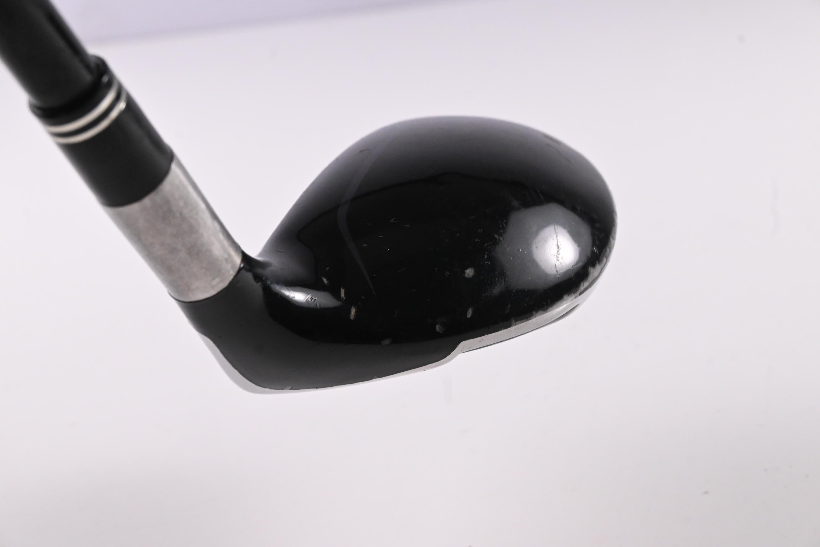 Taylormade Rescue 2009 #4 Hybrid / 22 Degree / Stiff Flex Aldila Reax Shaft