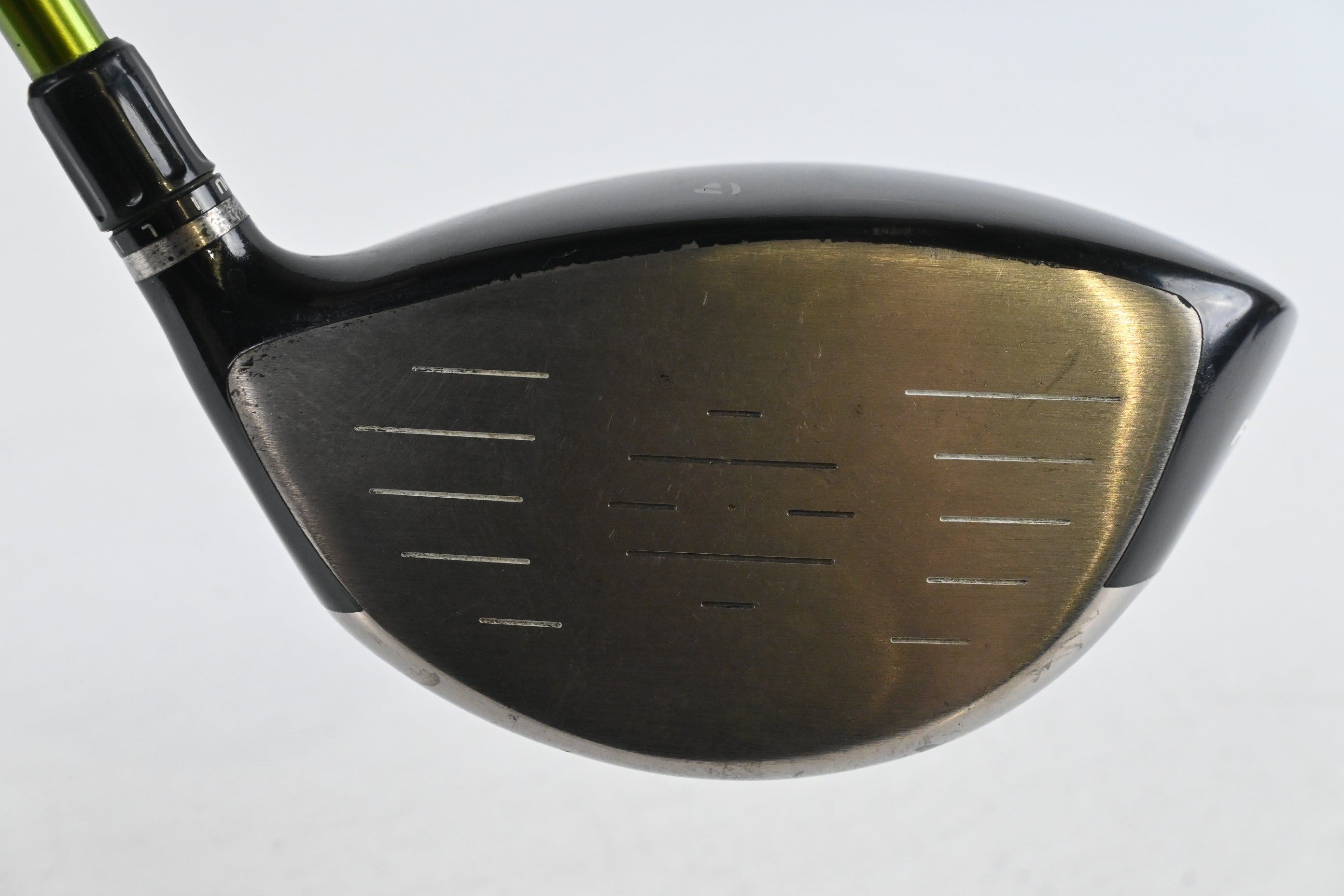 Left Hand Taylormade R9 460 Driver / 10.5 Degree / Regular Flex Aldila NV Green