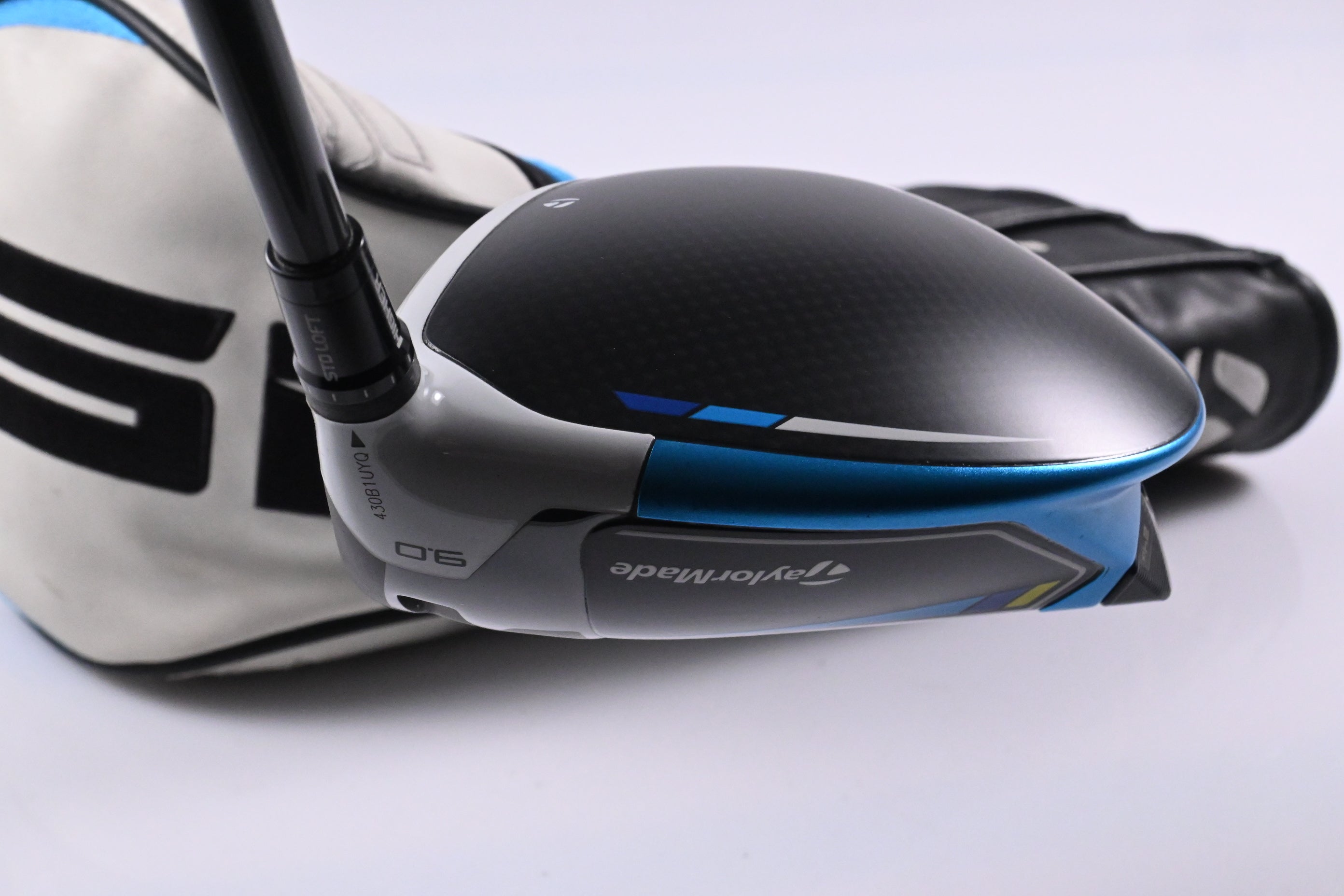 Taylormade SIM2 Max Driver / 9 Degree / Stiff Flex Evenflow Riptide 50 SB Shaft