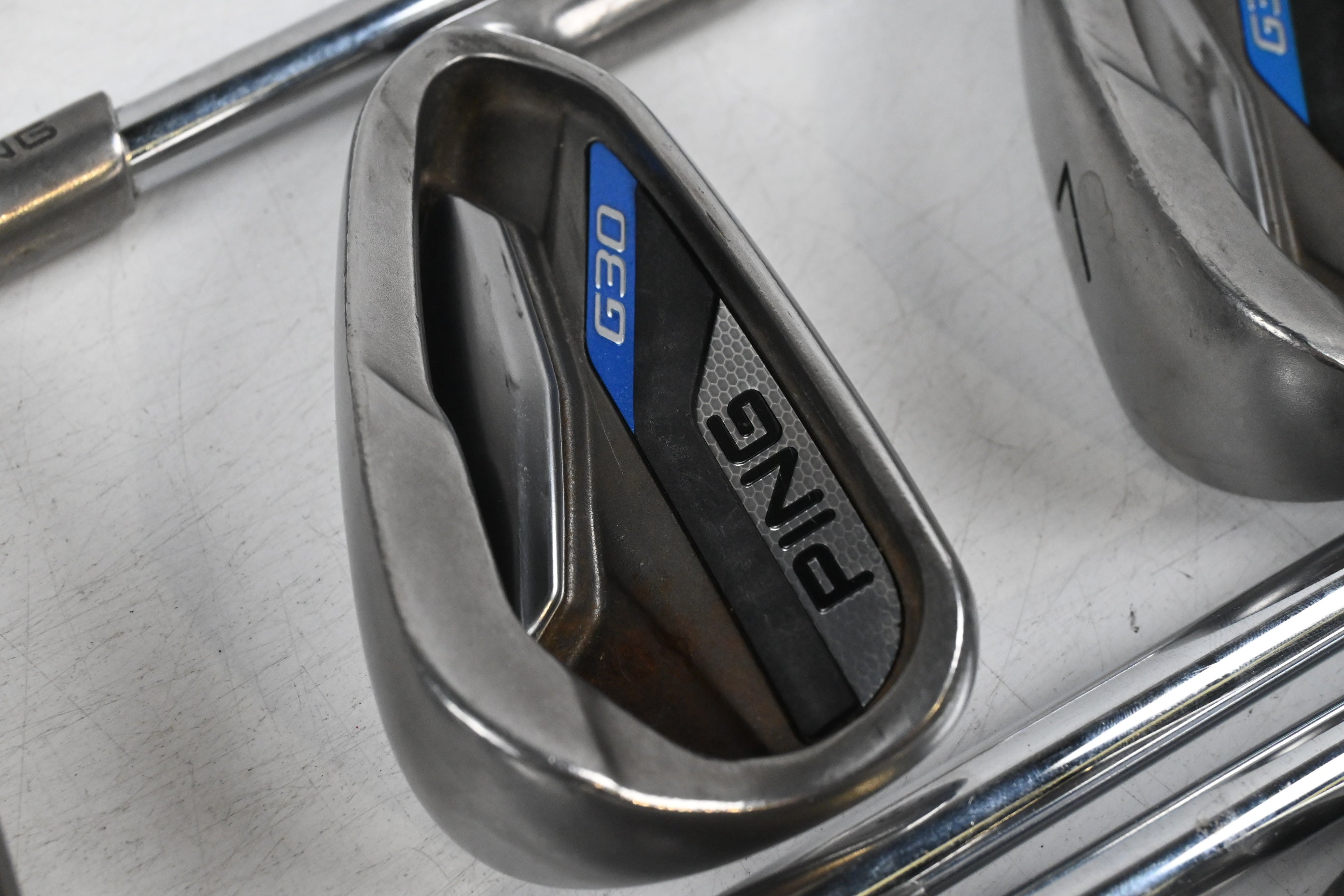 Ping G30 Irons / 5-PW+SW / Black Dot / Regular Flex Ping CFS Distance Shafts