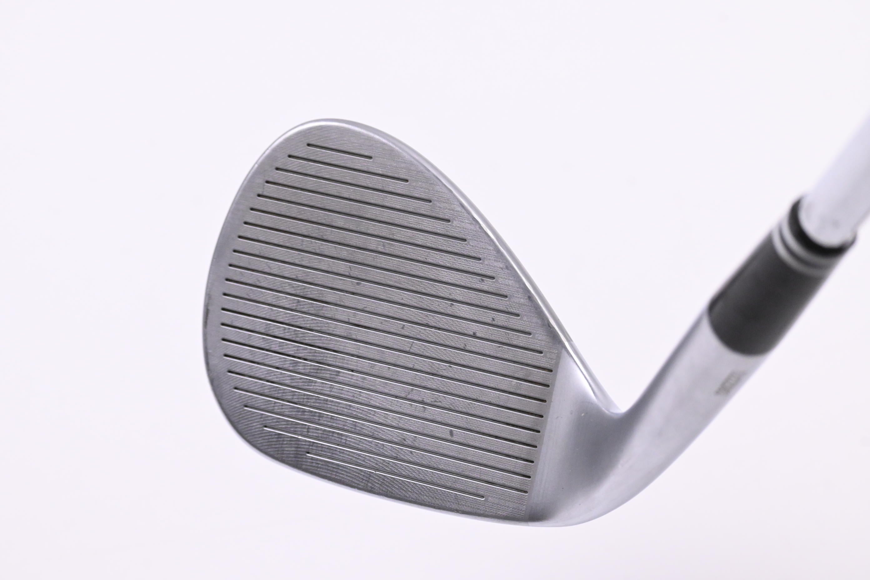 Cleveland CBX Full Face 2 Gap Wedge / 50 Degree / Wedge Flex Dynamic Gold 115