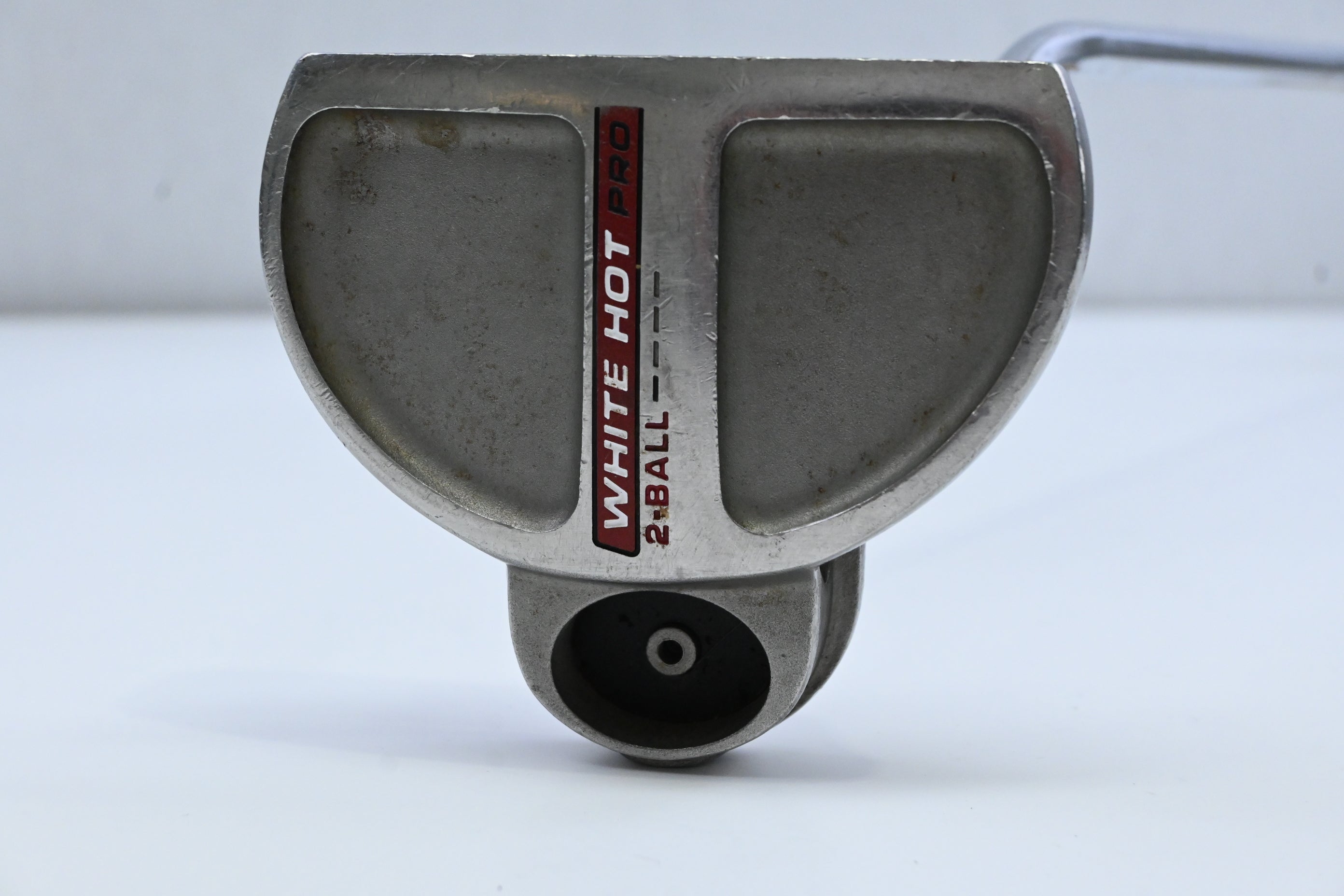 Odyssey White Hot Pro 2-Ball Putter / 34 Inch
