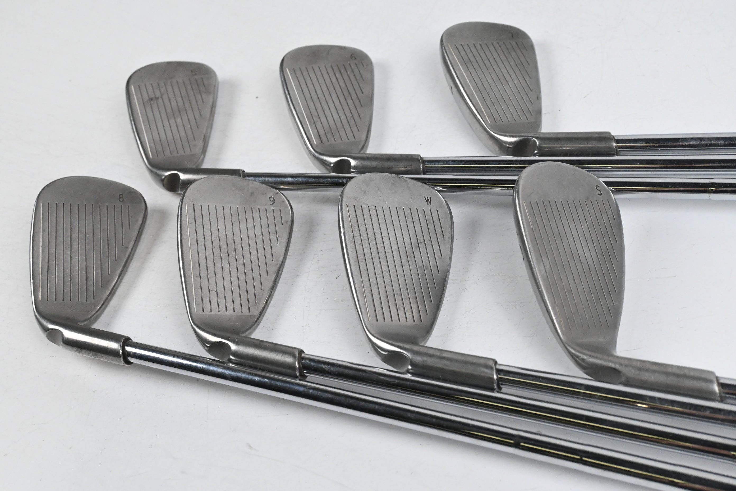 Ping G30 Irons / 5-PW+SW / Black Dot / Regular Flex Ping CFS Distance Shafts