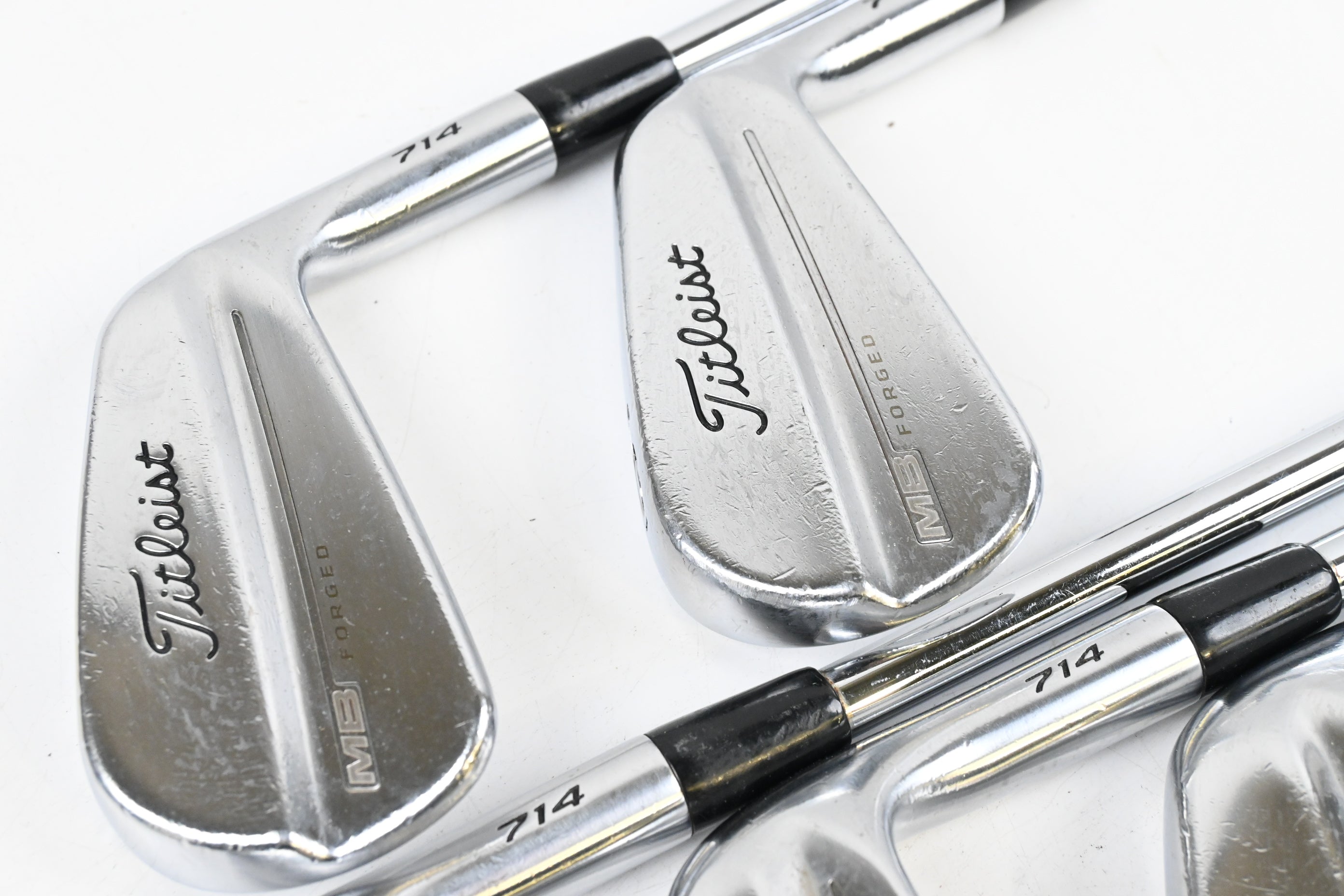 Titleist 714 MB Irons / 5-9i / Stiff Flex Dynamic Gold S300 Steel Shafts