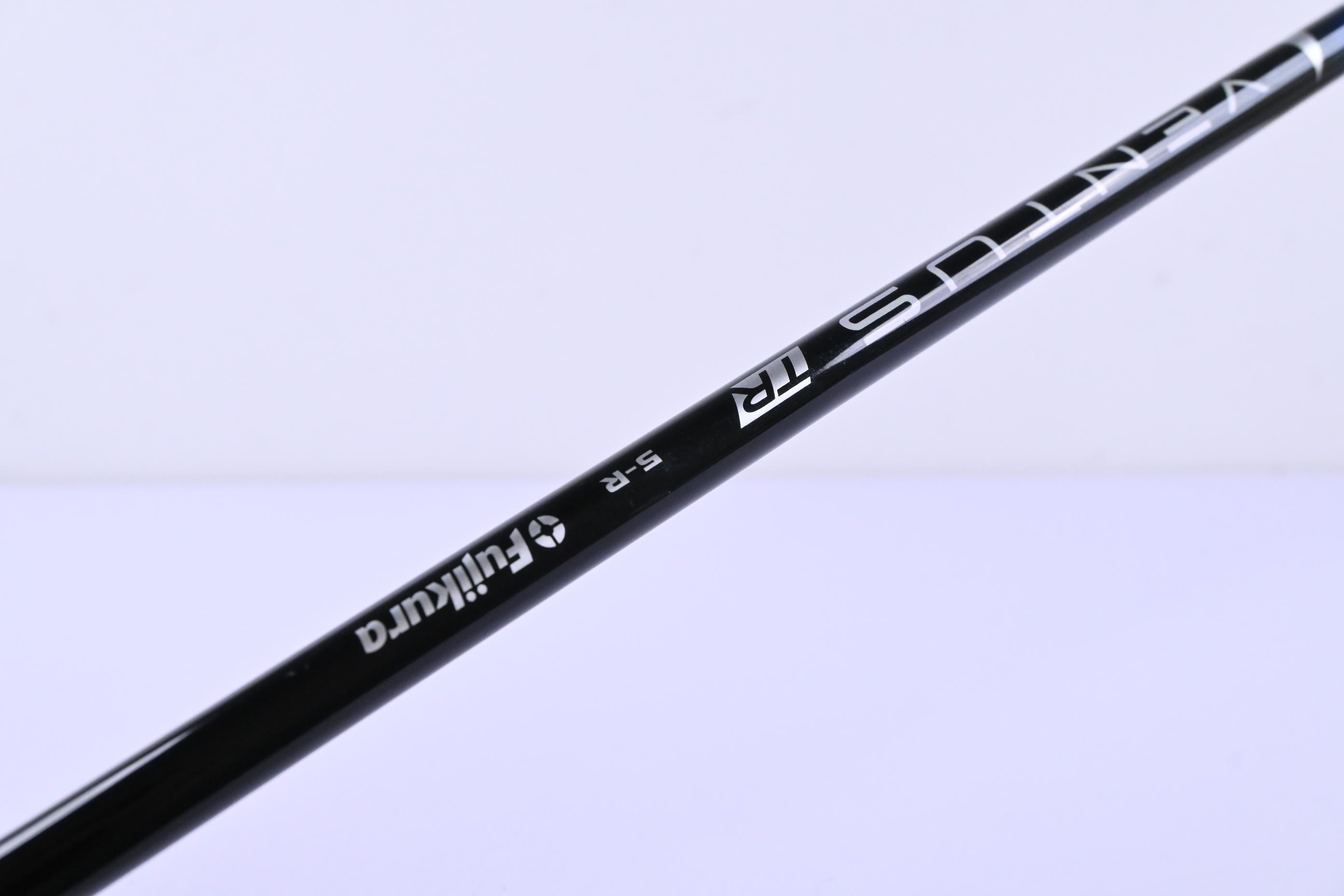 Taylormade M2 2016 Driver / 9.5 Degree / Regular Flex Fujikura Ventus TR Blue 5 Shaft