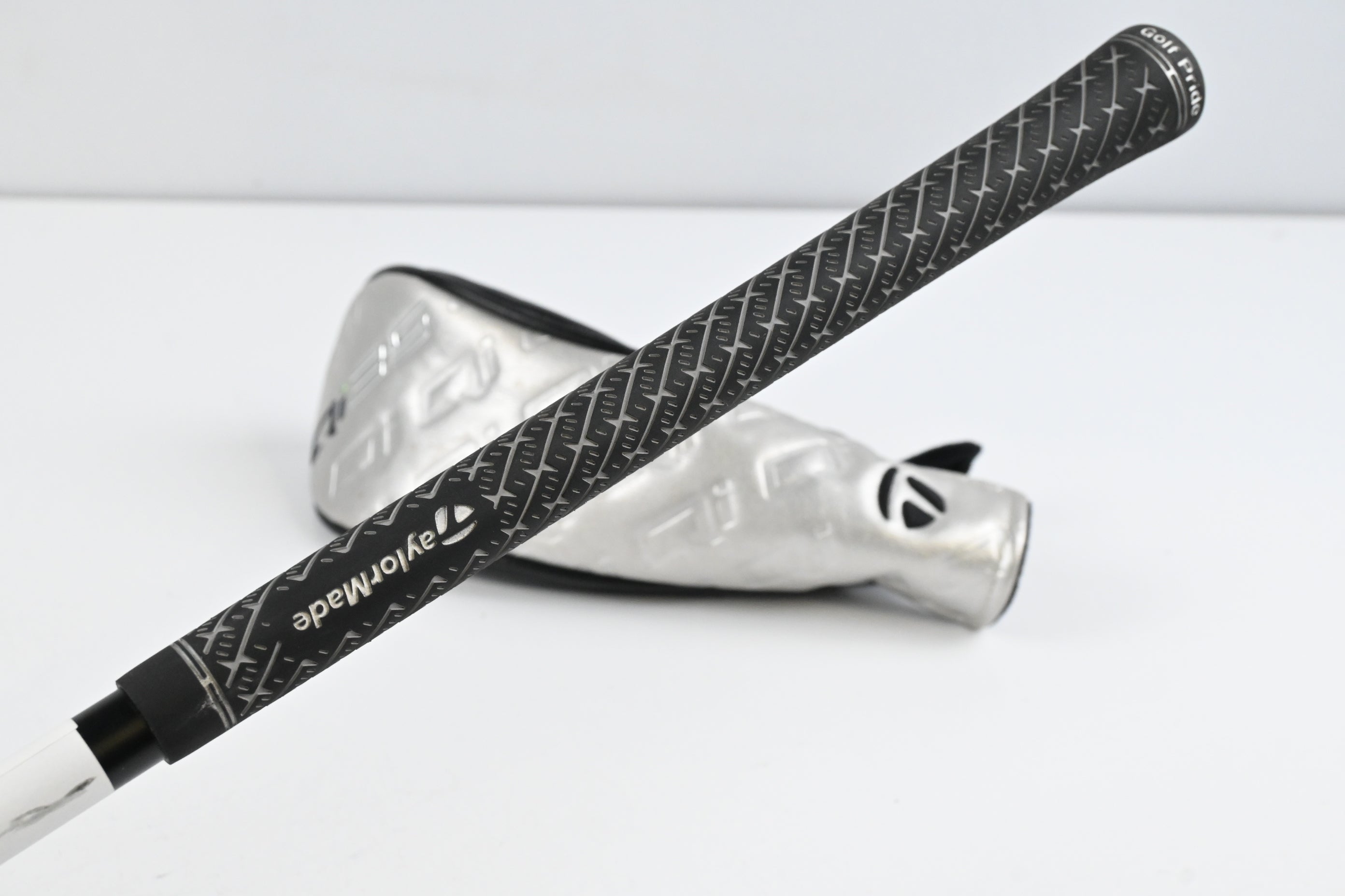Taylormade Qi35 #4 Hybrid / 23 Degree / Regular Flex Airspeeder 50 Shaft