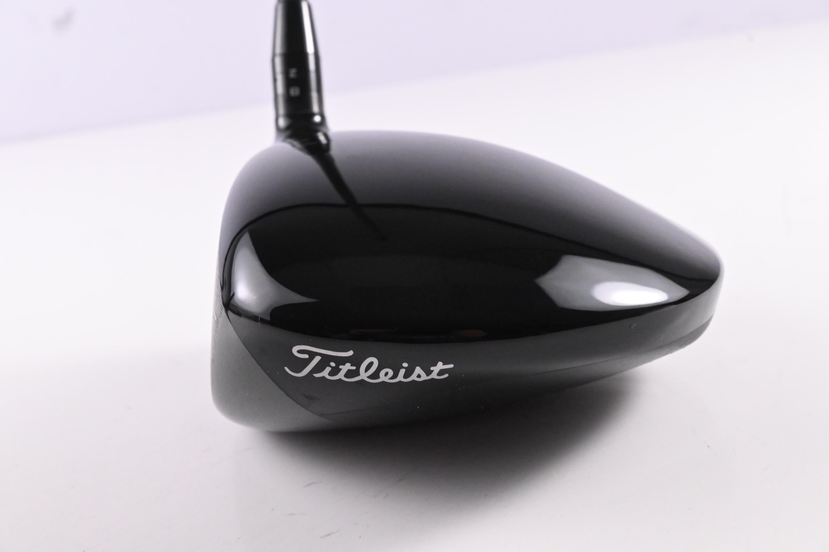 Left Hand Titleist GT2 Driver / 10 Degree / Stiff Flex Tensei AV Blue 65 Shaft