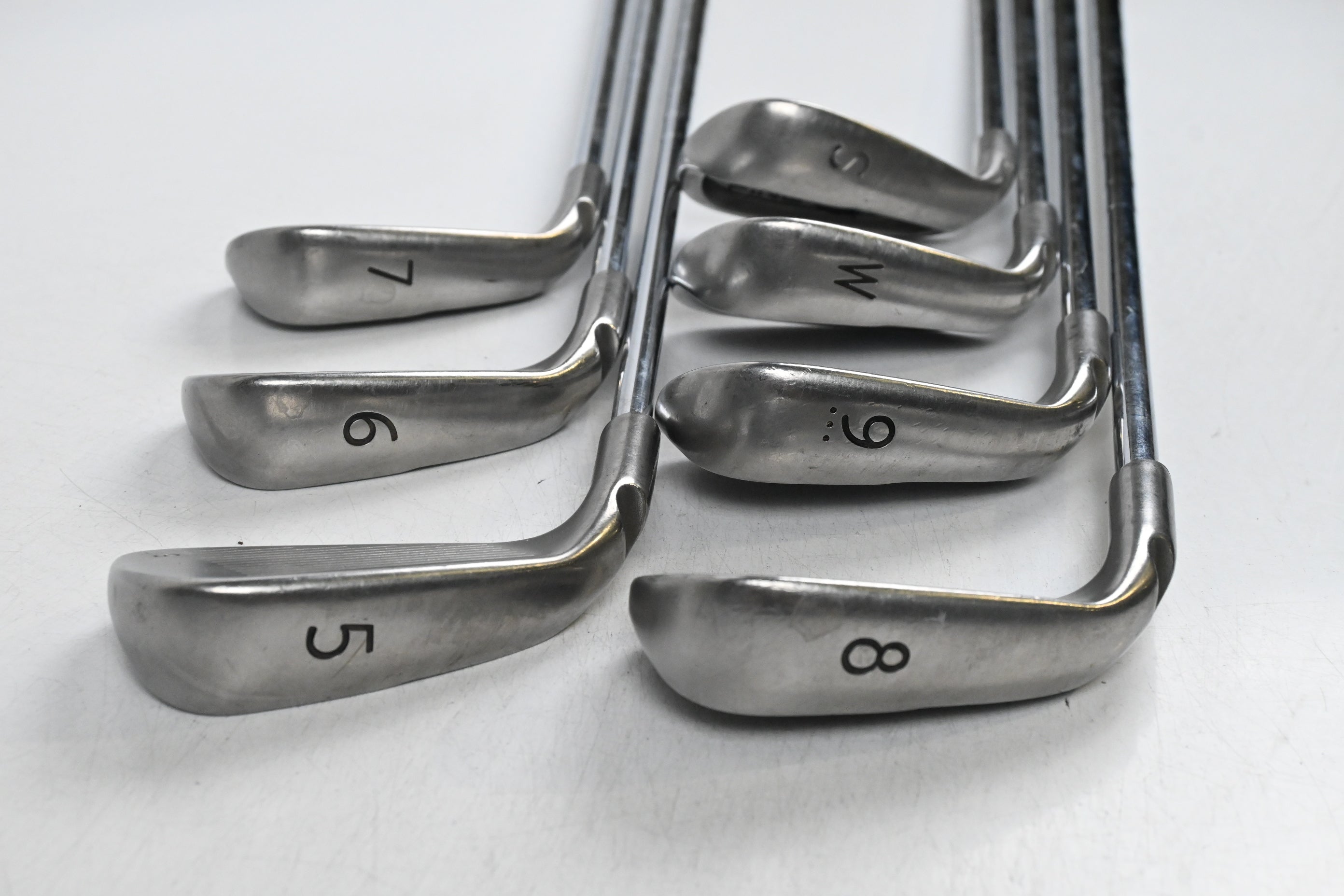 Ping G30 Irons / 5-PW+SW / Black Dot / Regular Flex Ping CFS Distance Shafts