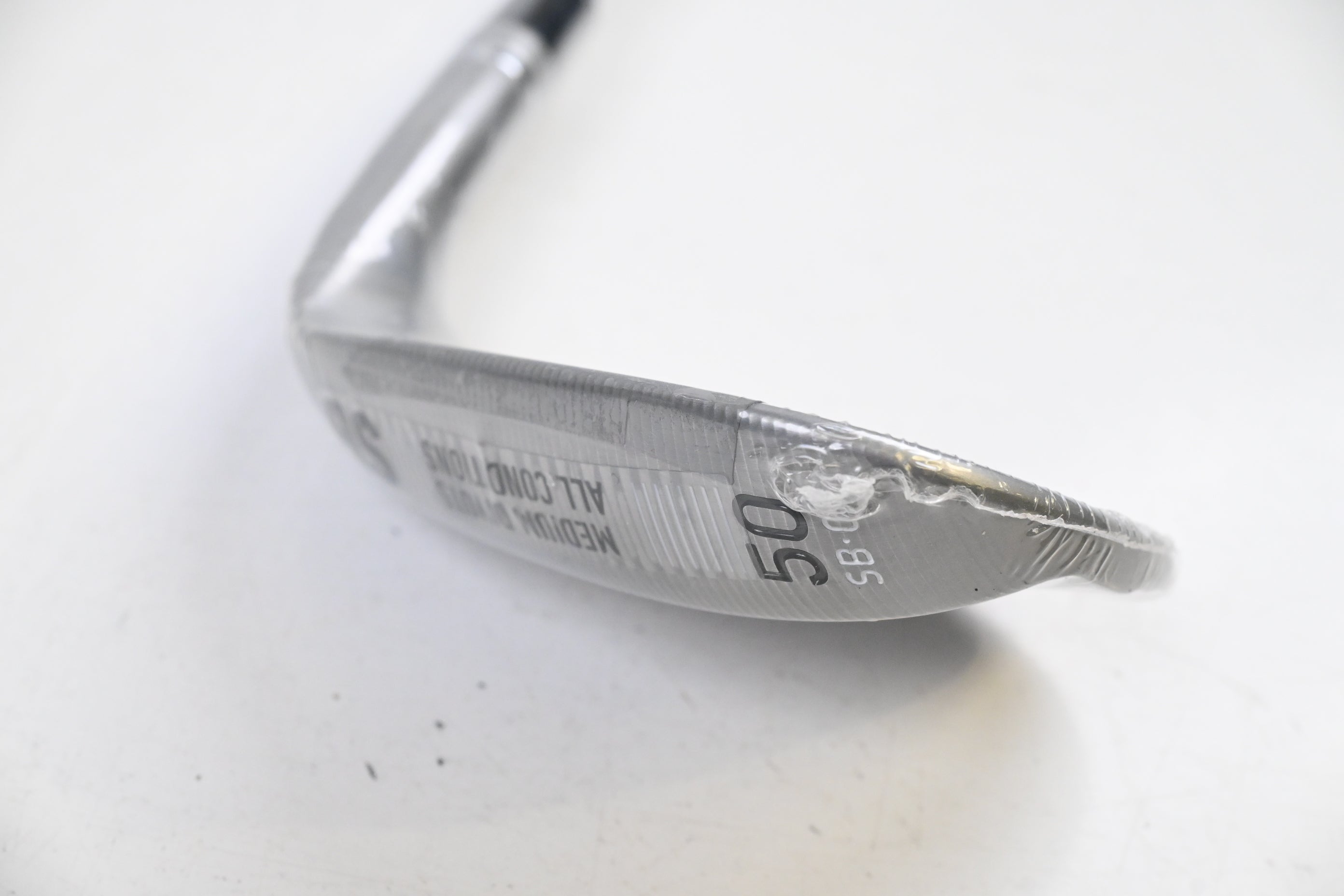 Left Hand Taylormade Milled Grind 5 Gap Wedge / 50 Degree / Wedge Flex Dynamic