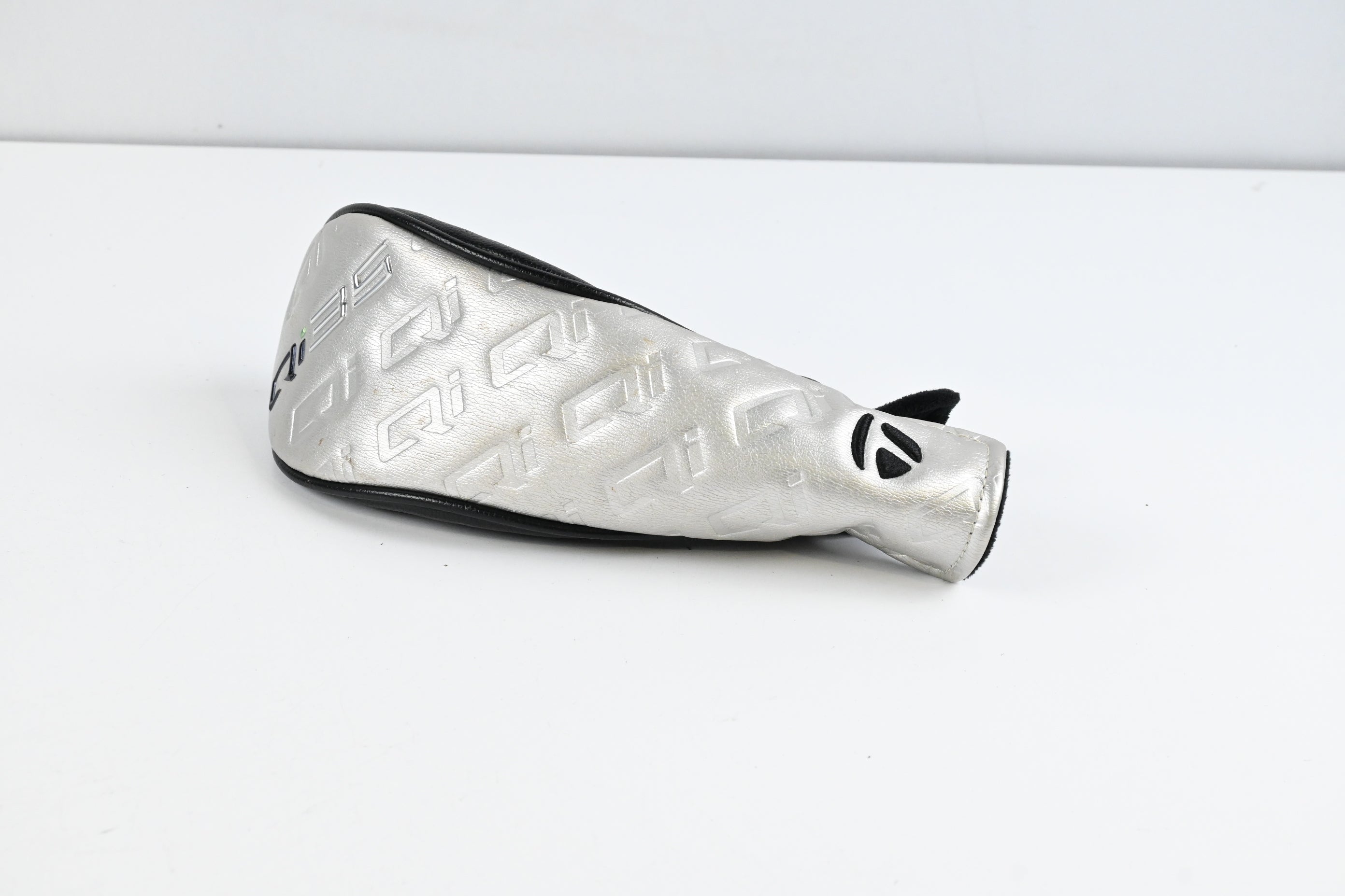 Taylormade Qi35 #4 Hybrid / 23 Degree / Regular Flex Airspeeder 50 Shaft