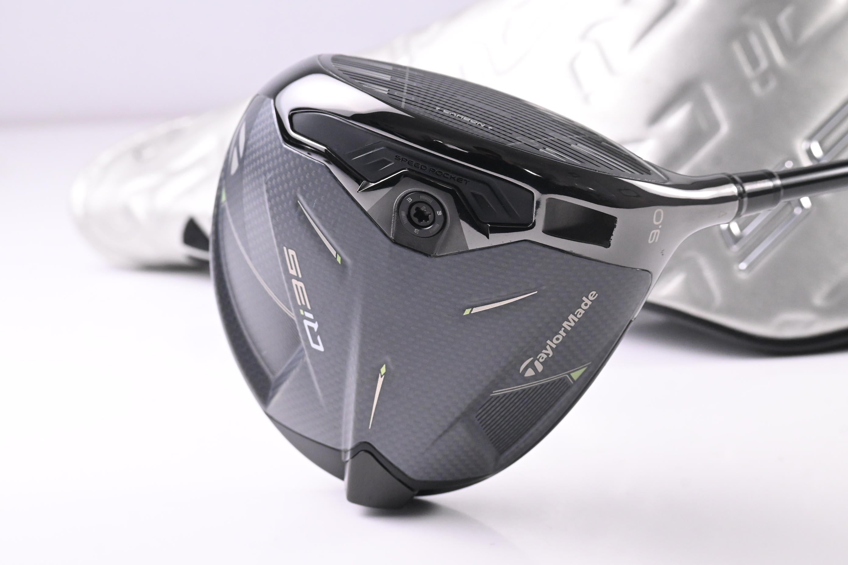 Taylormade Qi35 Driver / 9 Degree / Regular Flex Tensei AV RAW Blue 60 Shaft