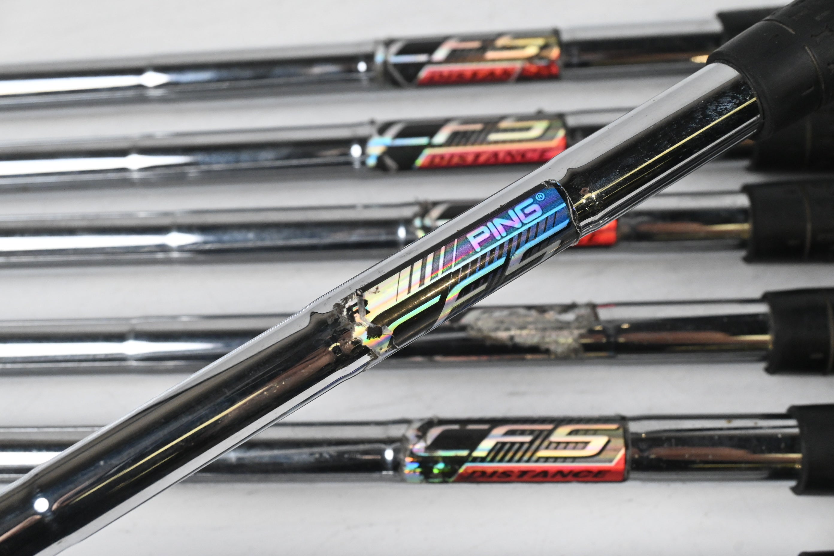 Ping G30 Irons / 5-PW+SW / Black Dot / Regular Flex Ping CFS Distance Shafts