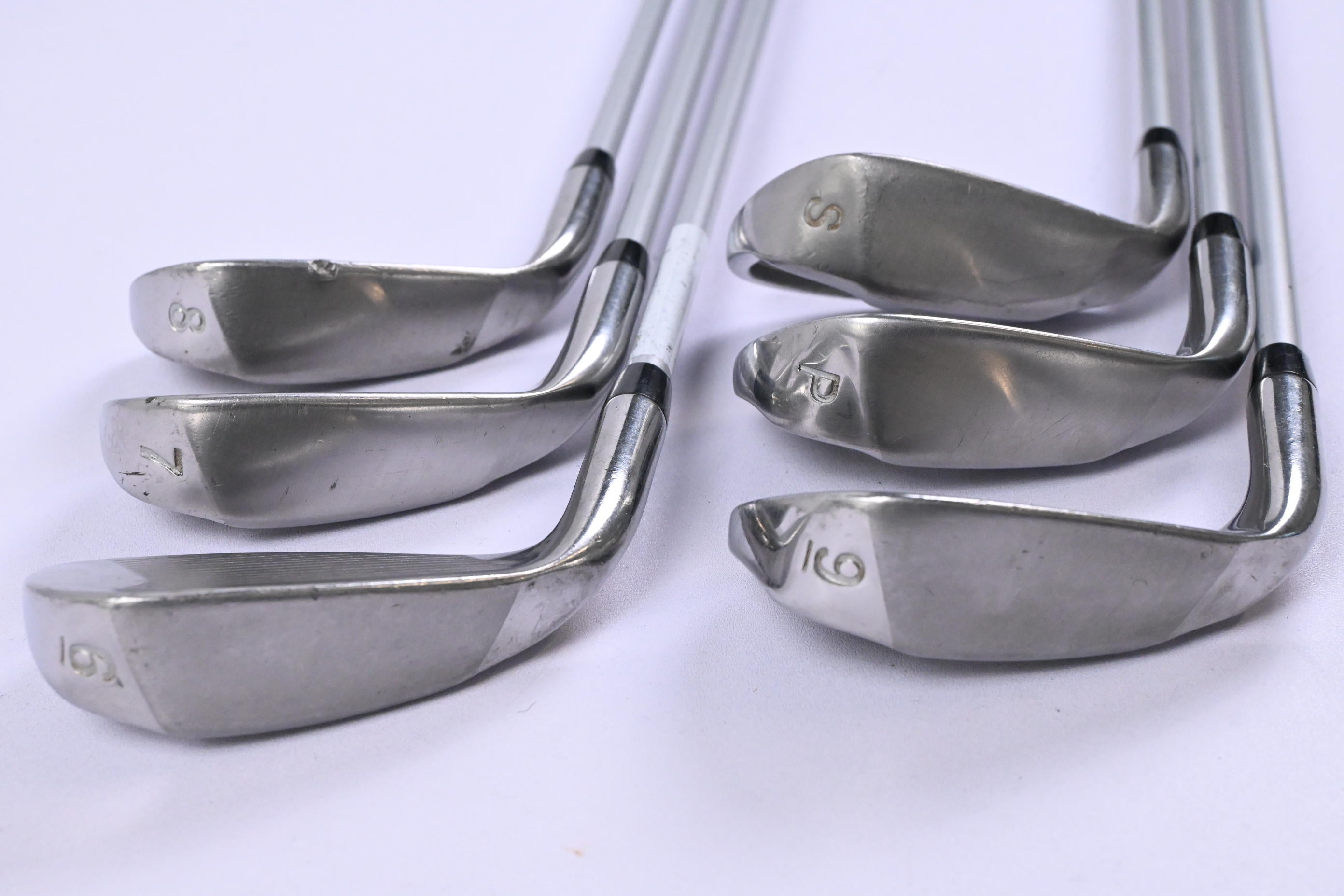 Ladies Wilson Ultra M.O.I Irons / 6-PW+SW / Regular Flex Wilson Firestick Shafts