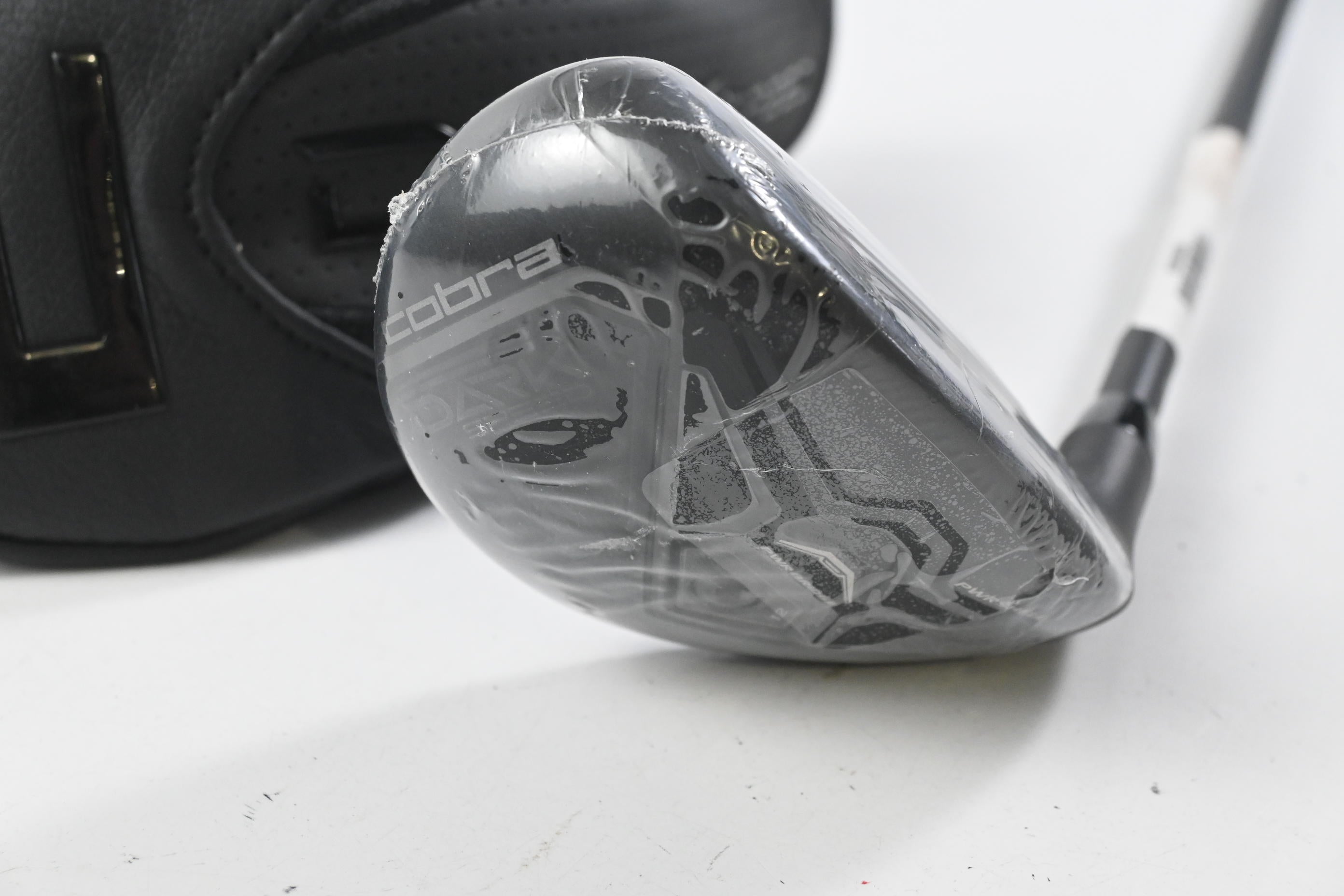 Cobra Darkspeed #4 Hybrid / 21 Degree / Regular Flex KBS PGI 75 Shaft