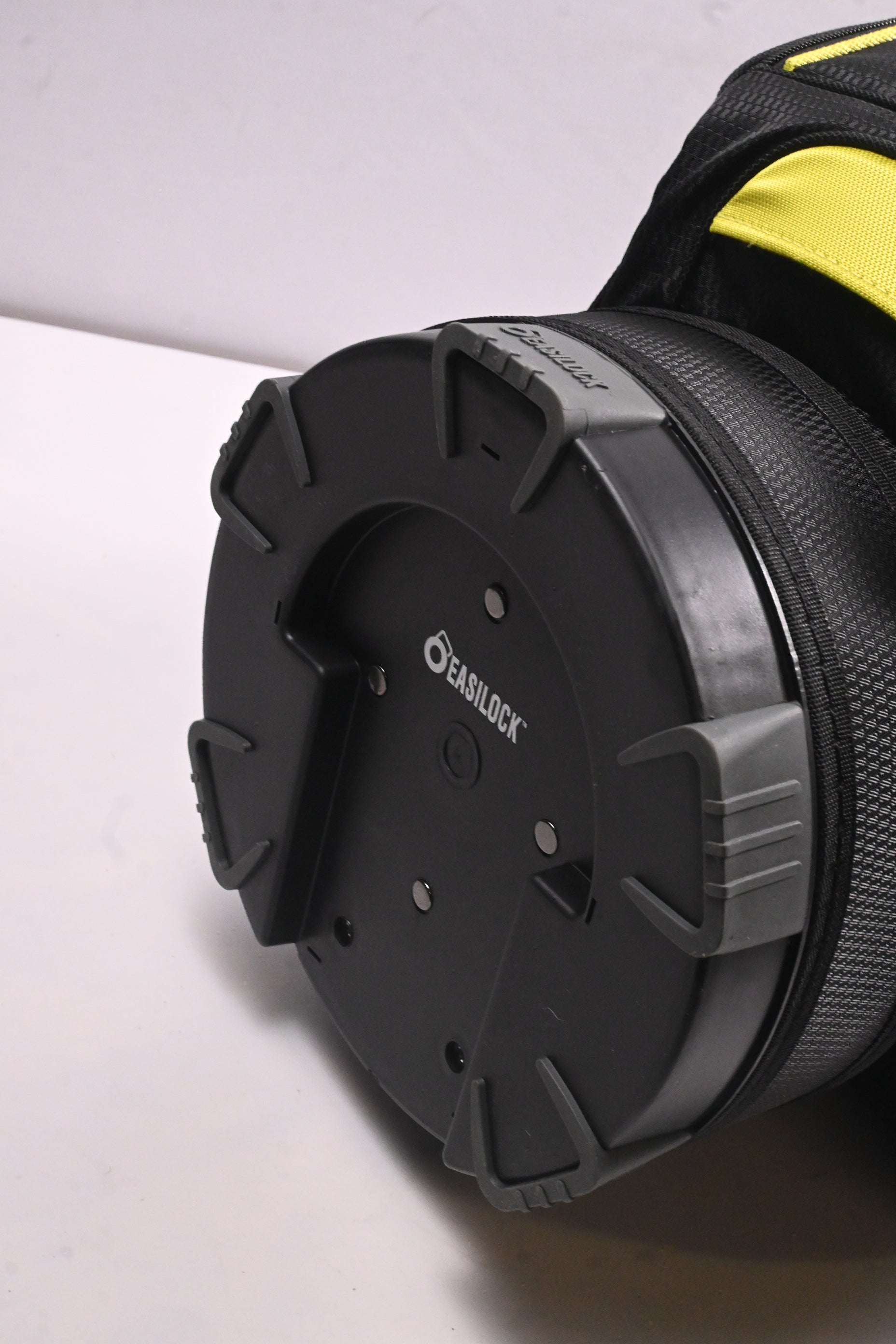 Motocaddy Lite Series Cart Bag / 14-Way Divider / Black, Lime