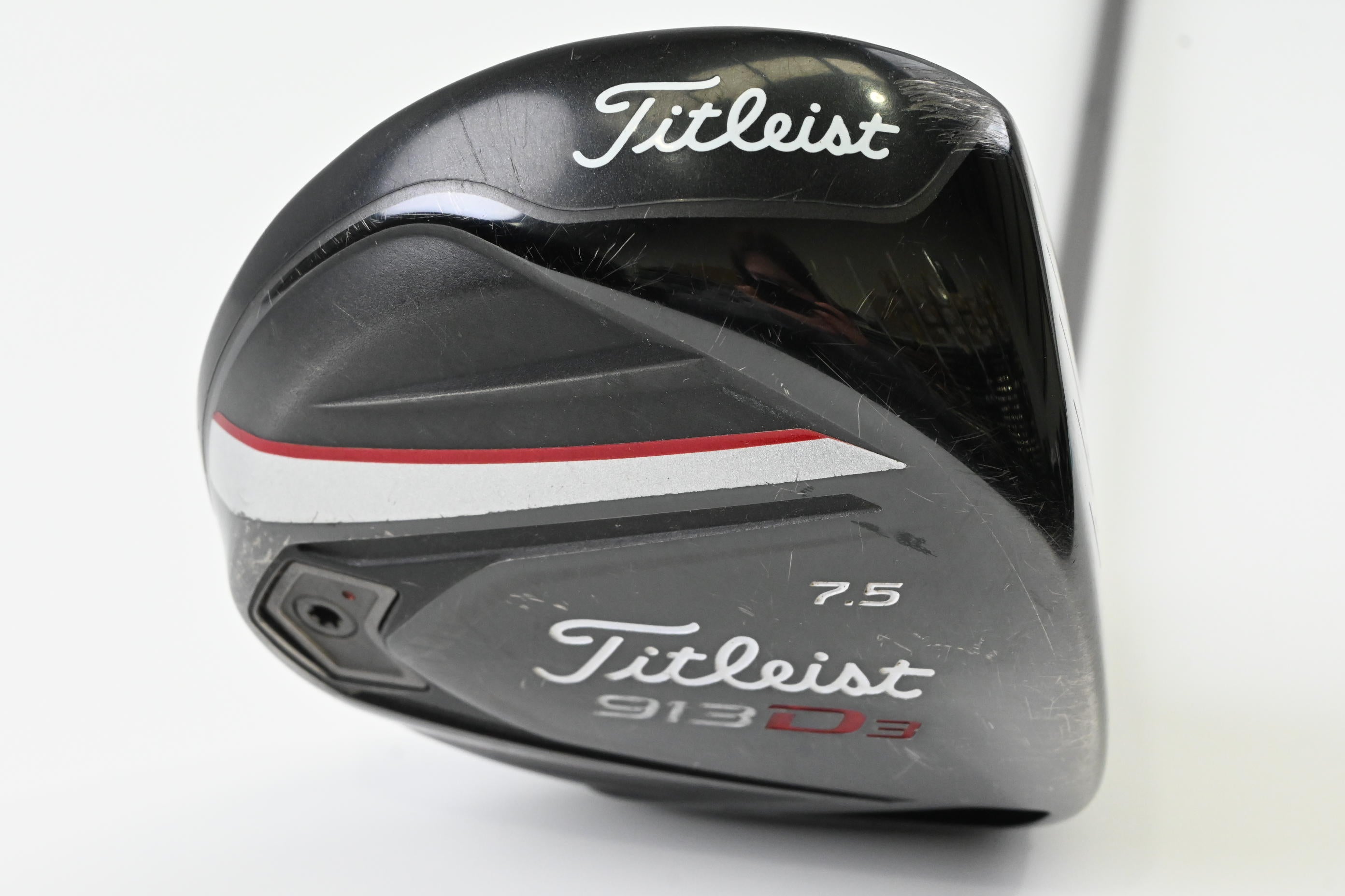 Titleist 913 D3 Driver / 7.5 Degree / Stiff Flex UST Elements Chrome 4 Shaft