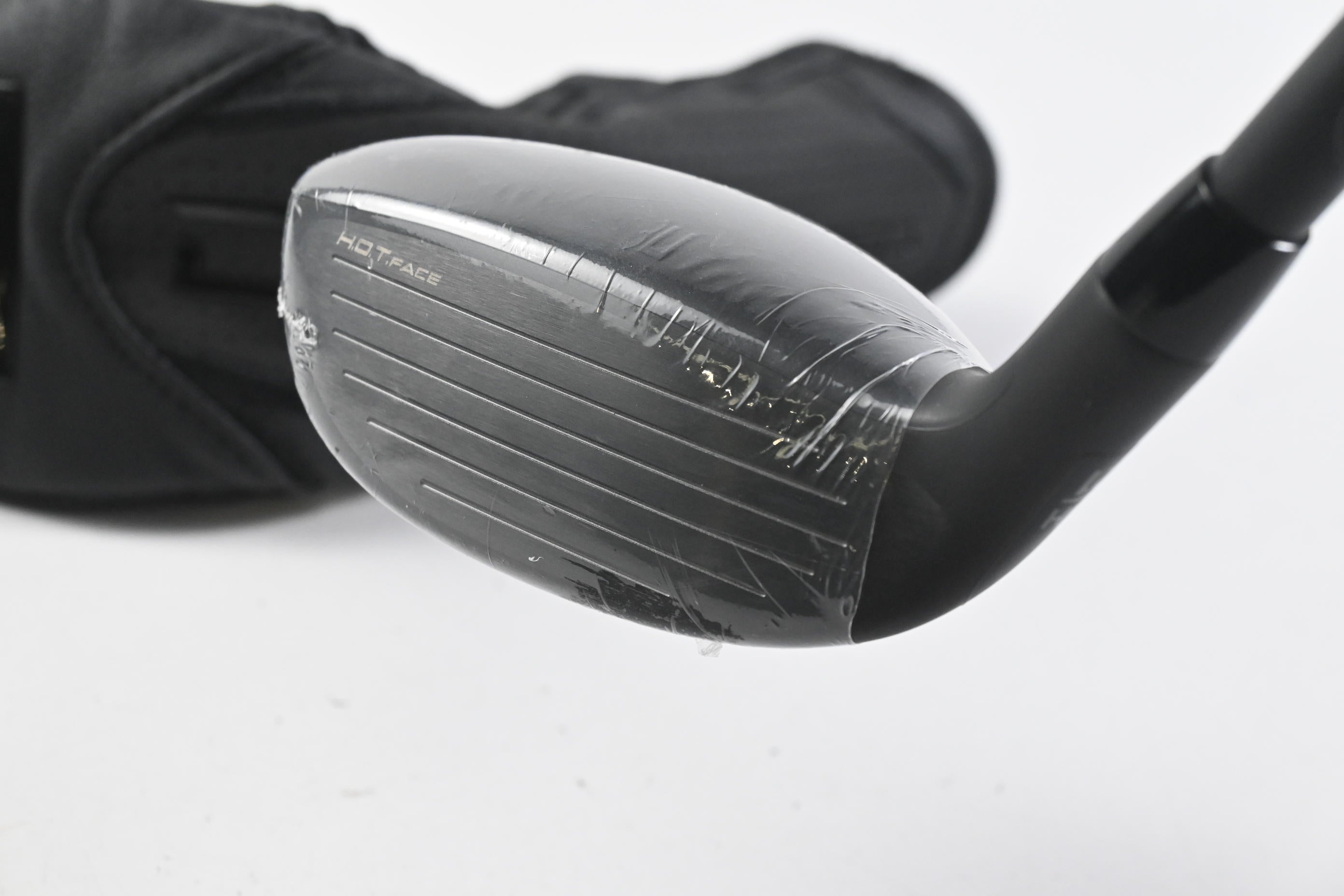 Cobra Darkspeed #4 Hybrid / 21 Degree / Regular Flex KBS PGI 75 Shaft