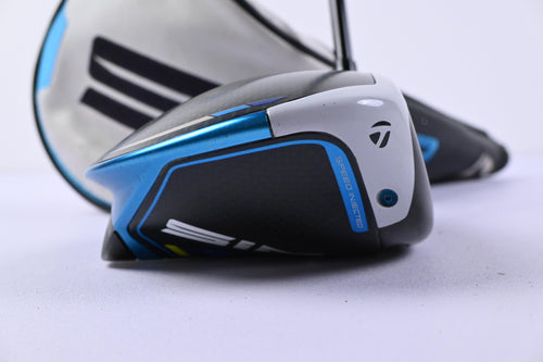 Taylormade SIM2 Driver / 10.5 Degree / Stiff Flex Fujikura Ventus TR Blue 5
