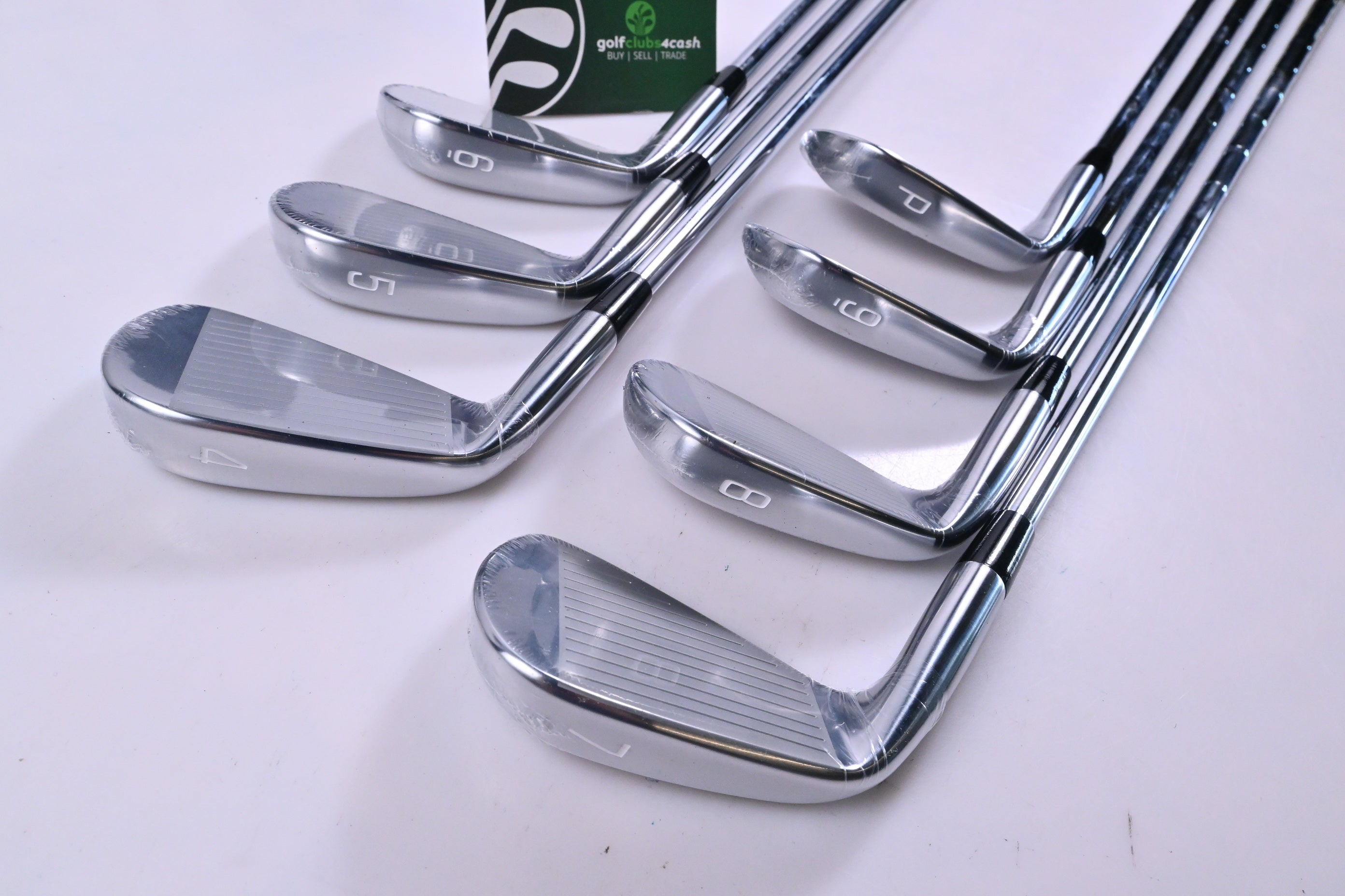 Mizuno Pro 243 Irons / 4-PW / Stiff Flex Dynamic Gold 95 S300 Shafts