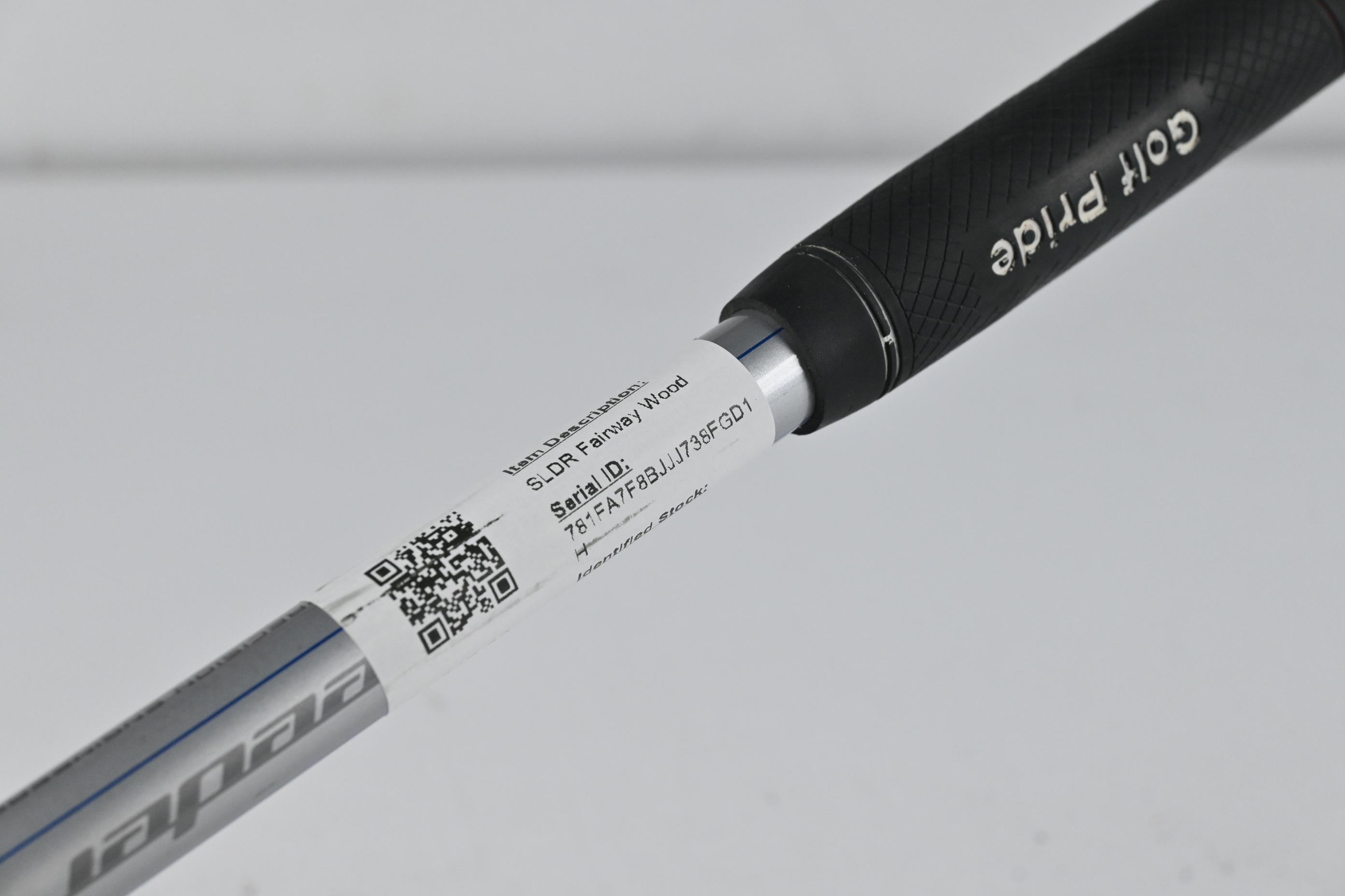 Left Hand Taylormade SLDR #3 Wood / 15 Degree / X-Flex Speeder 77 Shaft