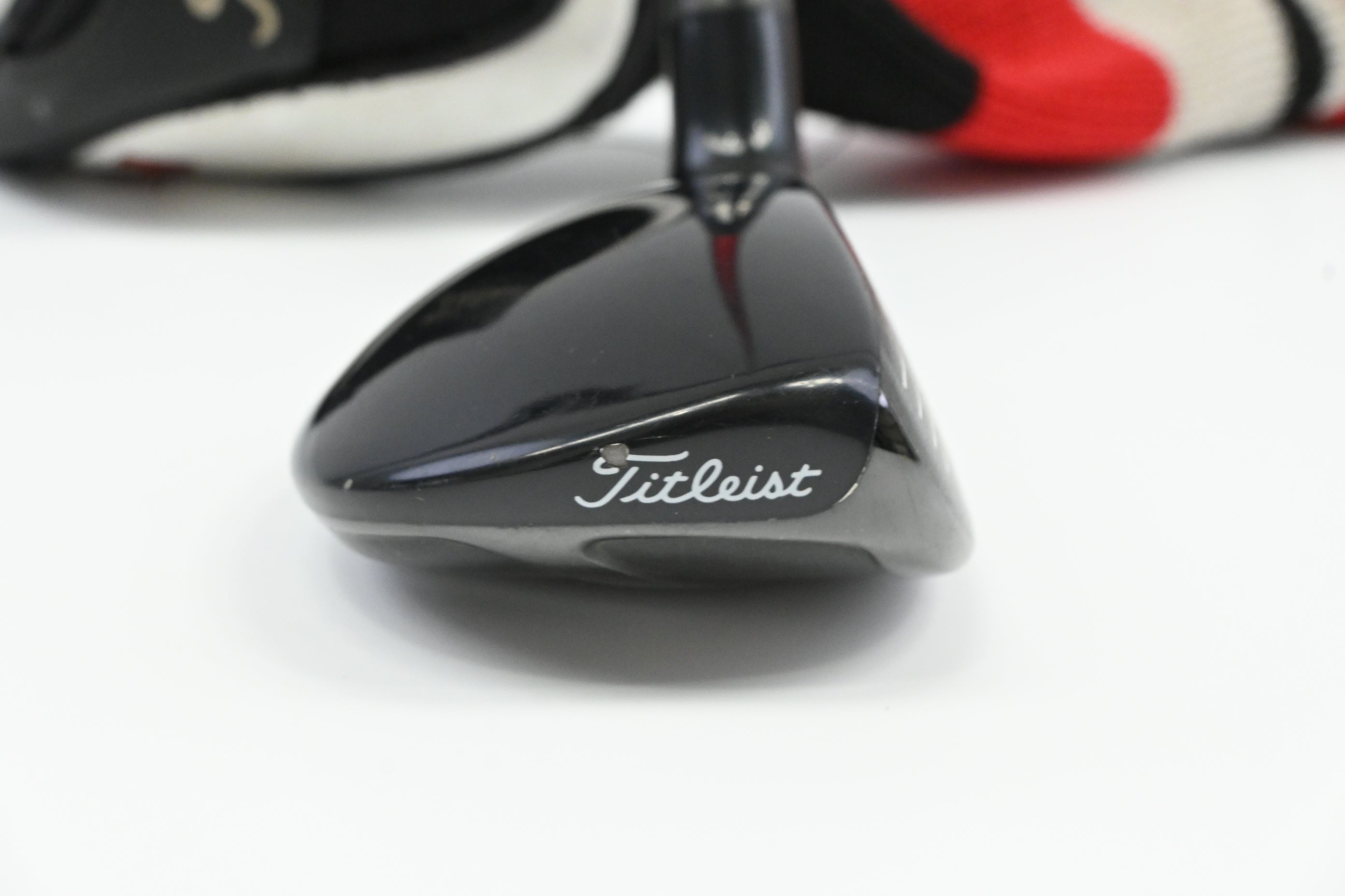 Titleist 910H #4 Hybrid / 24 Degree / Regular Flex Bassara 60 Shaft