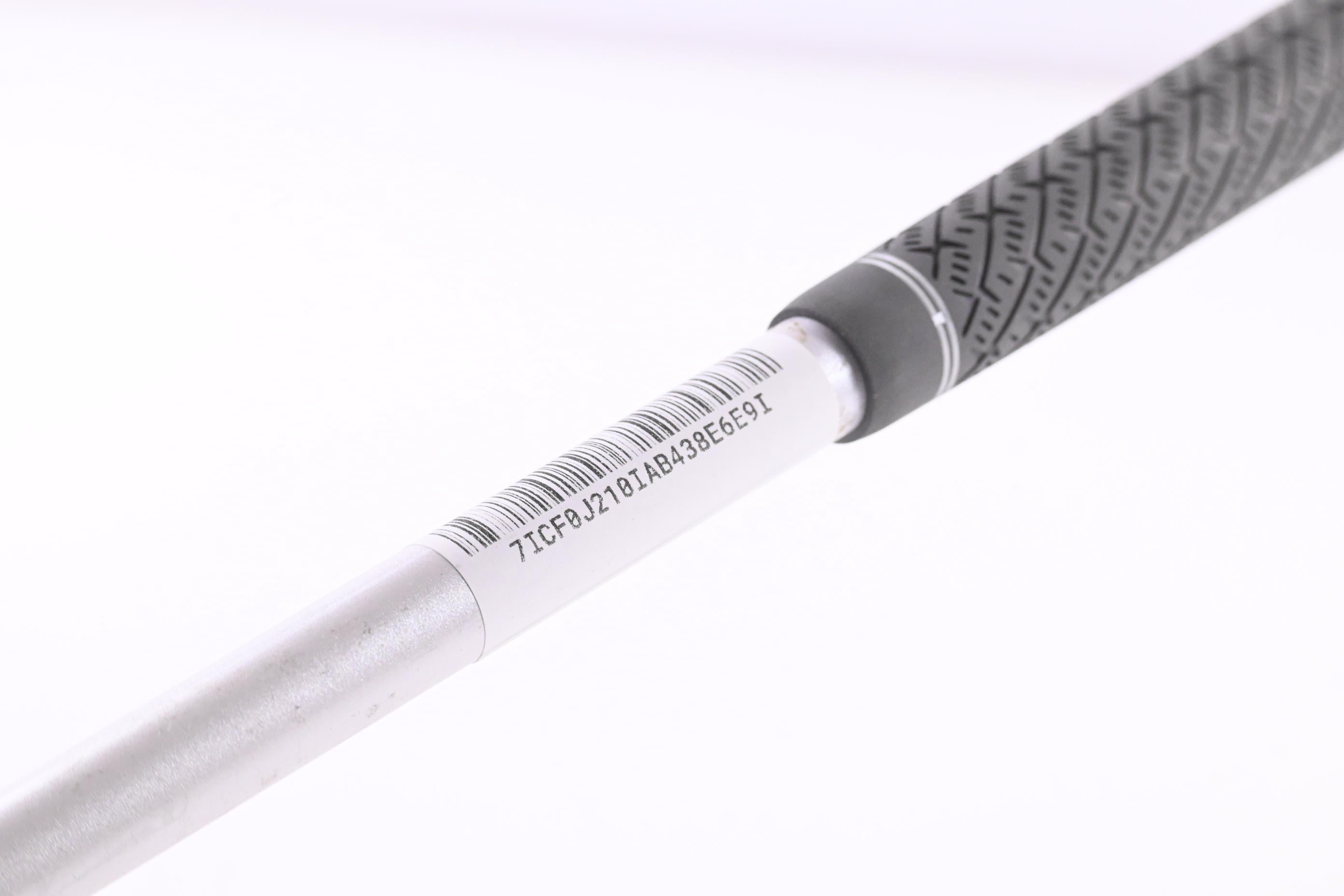 Taylormade Stealth Plus Driver / 9 Degree / Stiff Flex Tour AD DI-6 Shaft