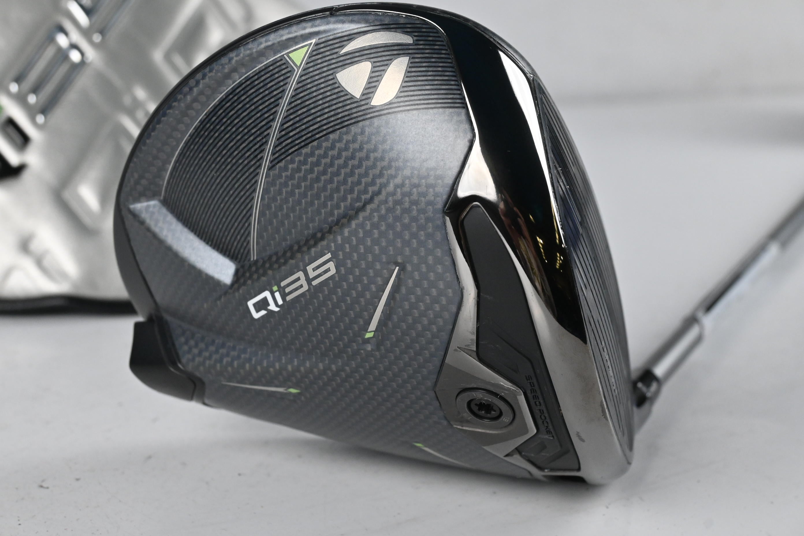 Taylormade Qi35 Driver / 12 Degree / Regular Flex Fujikura AIRSPD 50 Shaft