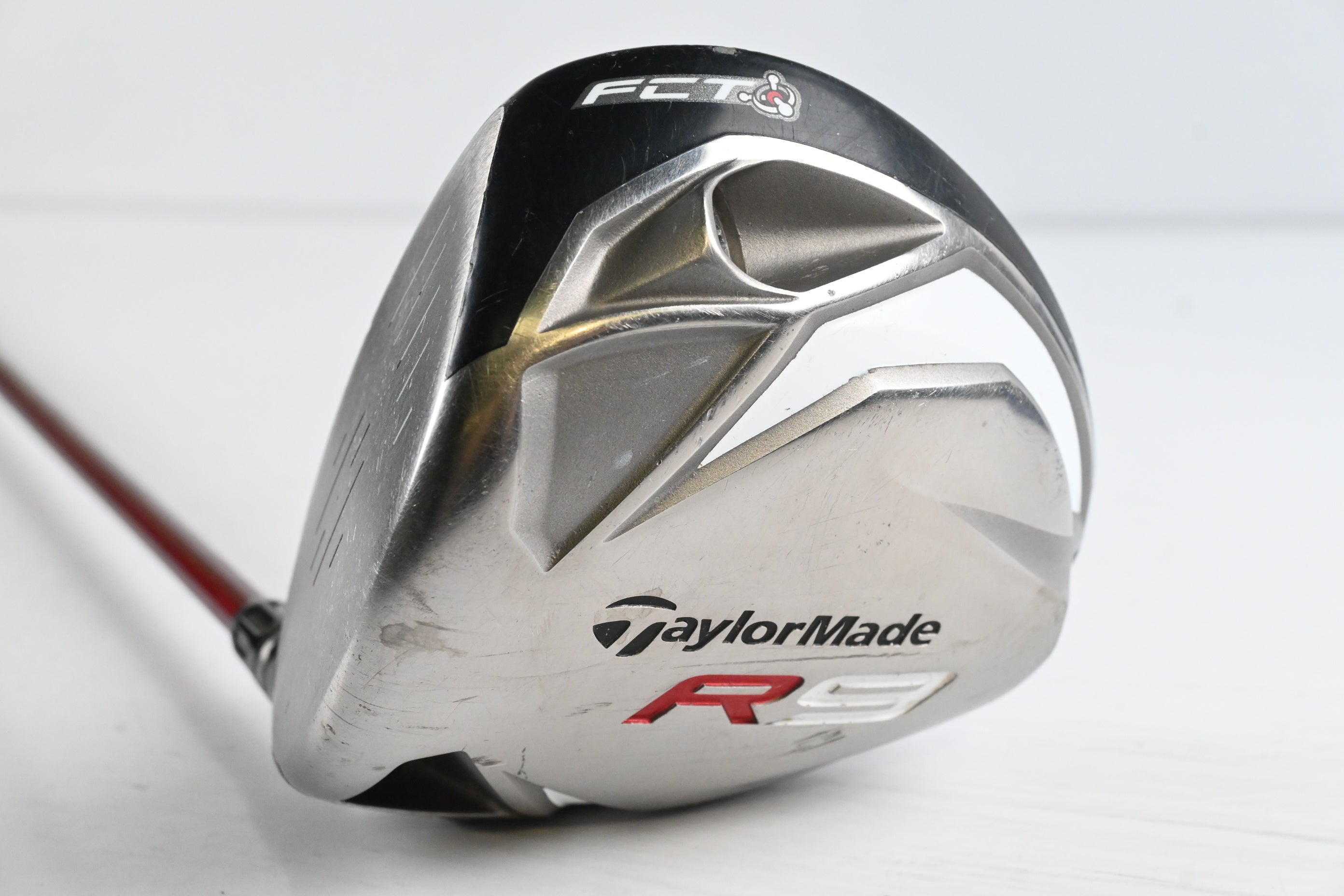 Left Hand Taylormade R9 Driver / 9.5 Degree / Stiff Flex Fujikura Motore 65
