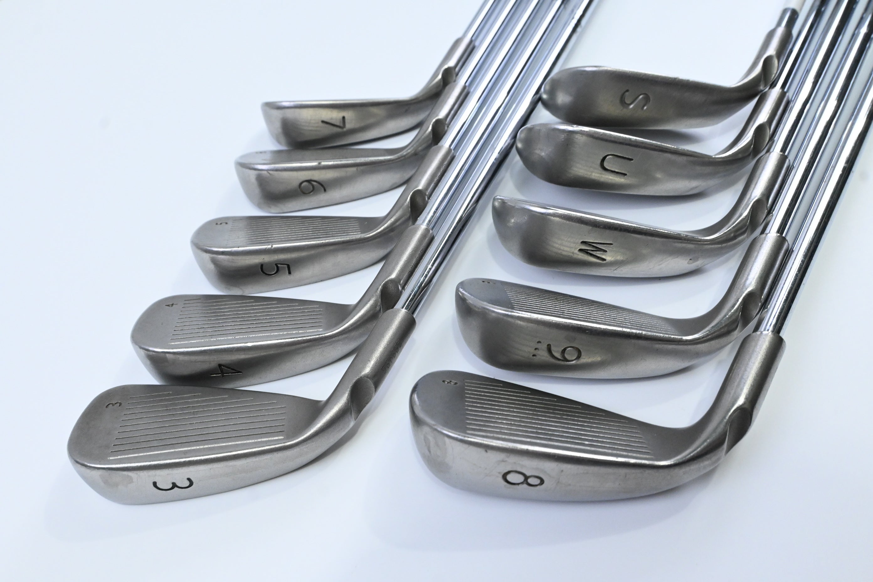 Ping G5 Irons / 3-PW+UW+SW / Black Dot / Regular Flex Ping Shafts