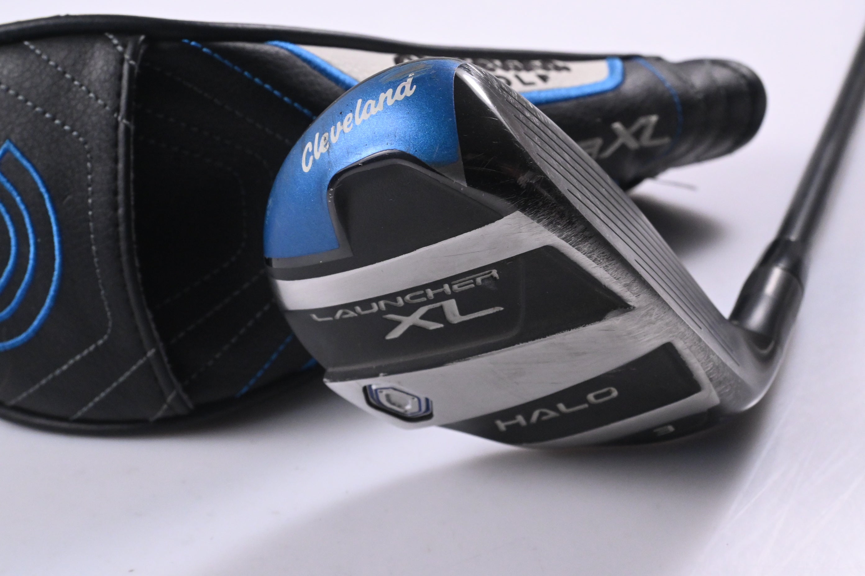 Cleveland Halo XL #3 Hybrid / 18 Degree / Stiff Flex Project X Cypher 60 Shaft