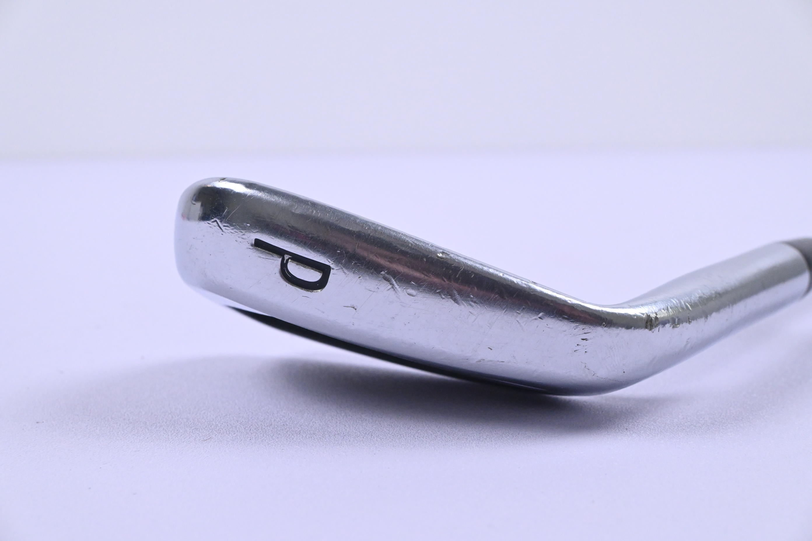 Titleist 716 AP2 Pitching Wedge / 46 Degree / Wedge Flex Dynamic Gold AMT R300