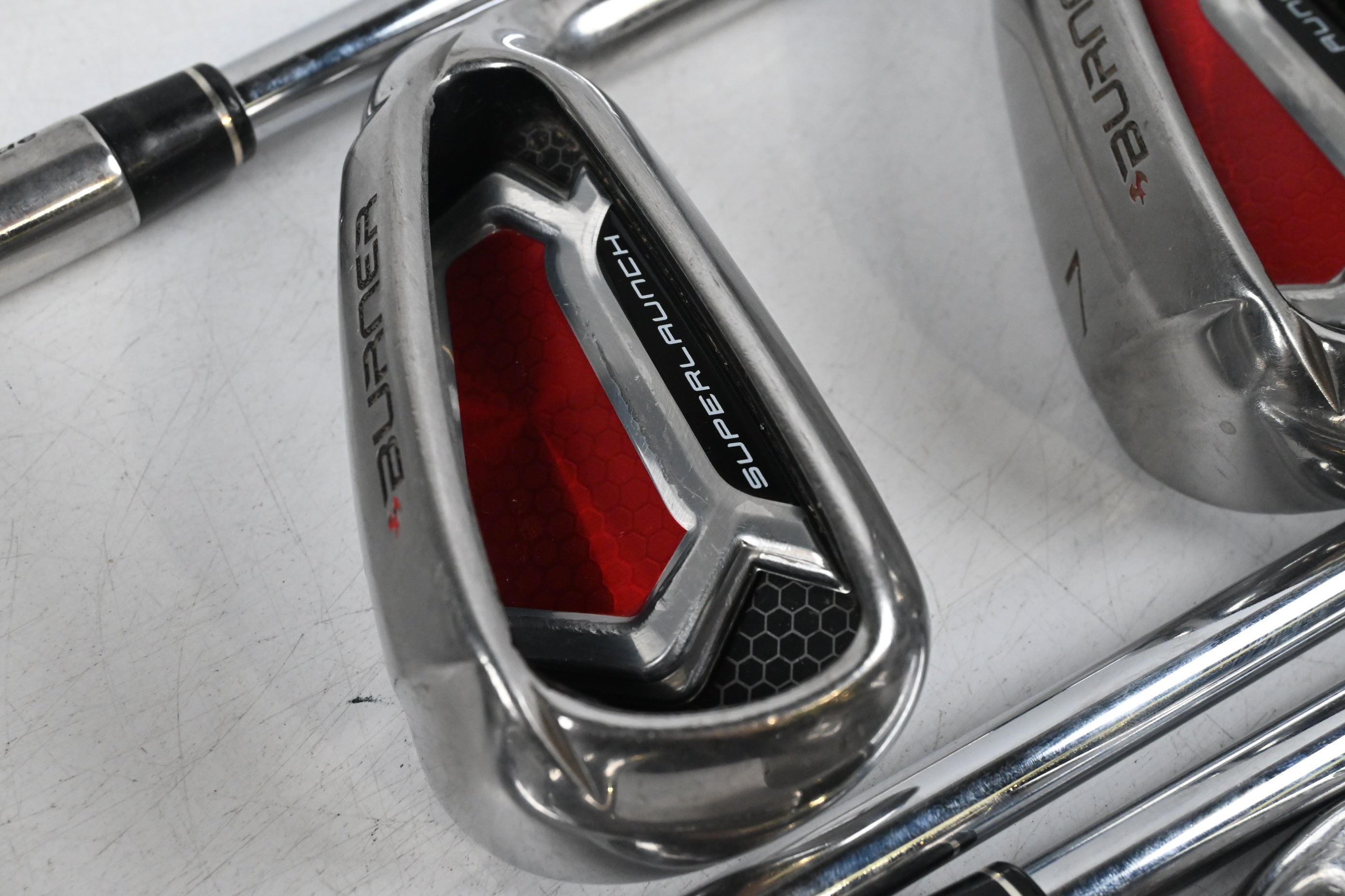 Taylormade Burner Superlaunch Irons / 5-PW+SW / Regular Flex Burner 85 Shafts