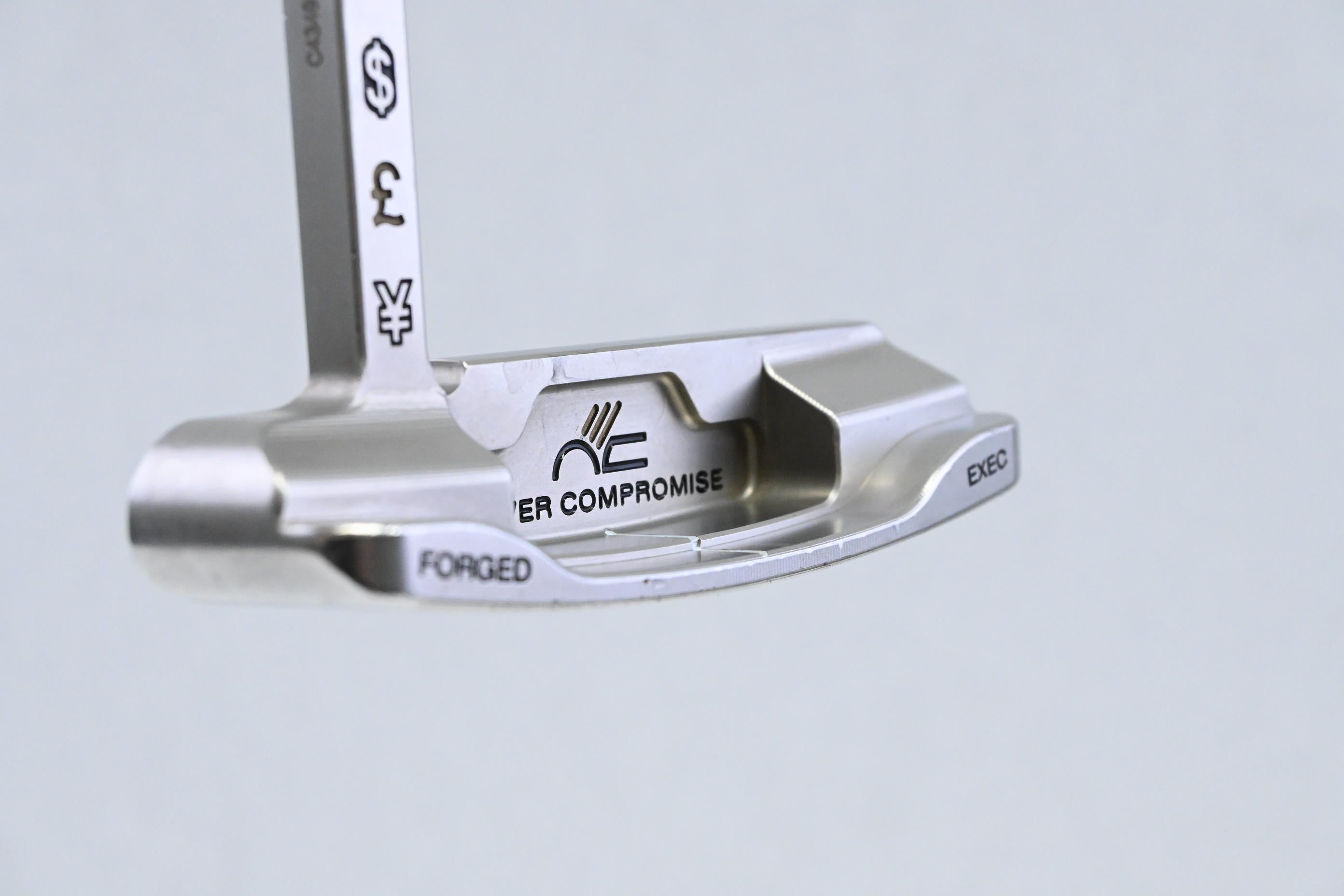 Never Compromise Dinero Limited 303 Putter / 34 Inch