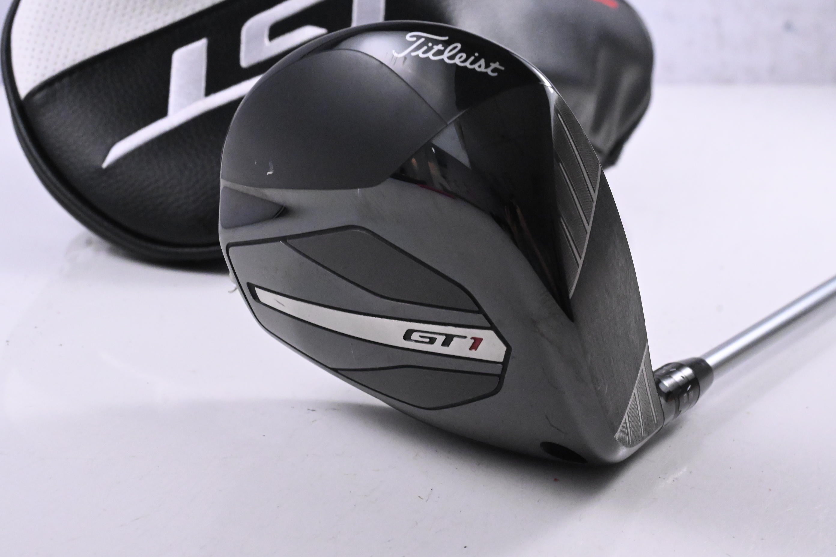 Titleist GT1 Driver / 10 Degree / Regular Flex Fujikura Air Speeder 40 Shaft