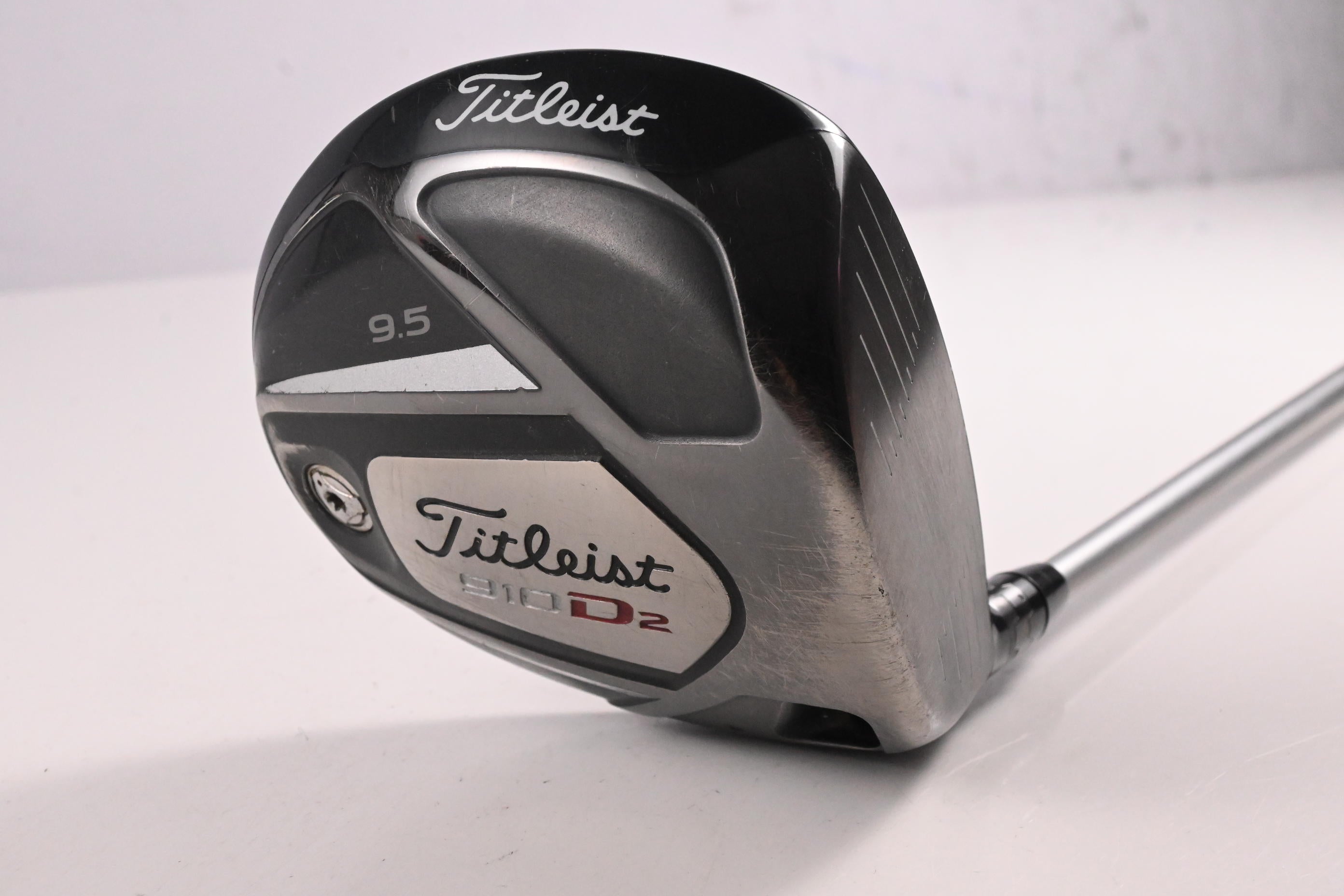 Titleist 910 D2 Driver / 9.5 Degree / Stiff Flex Diamana S+ Blue 60 Shaft