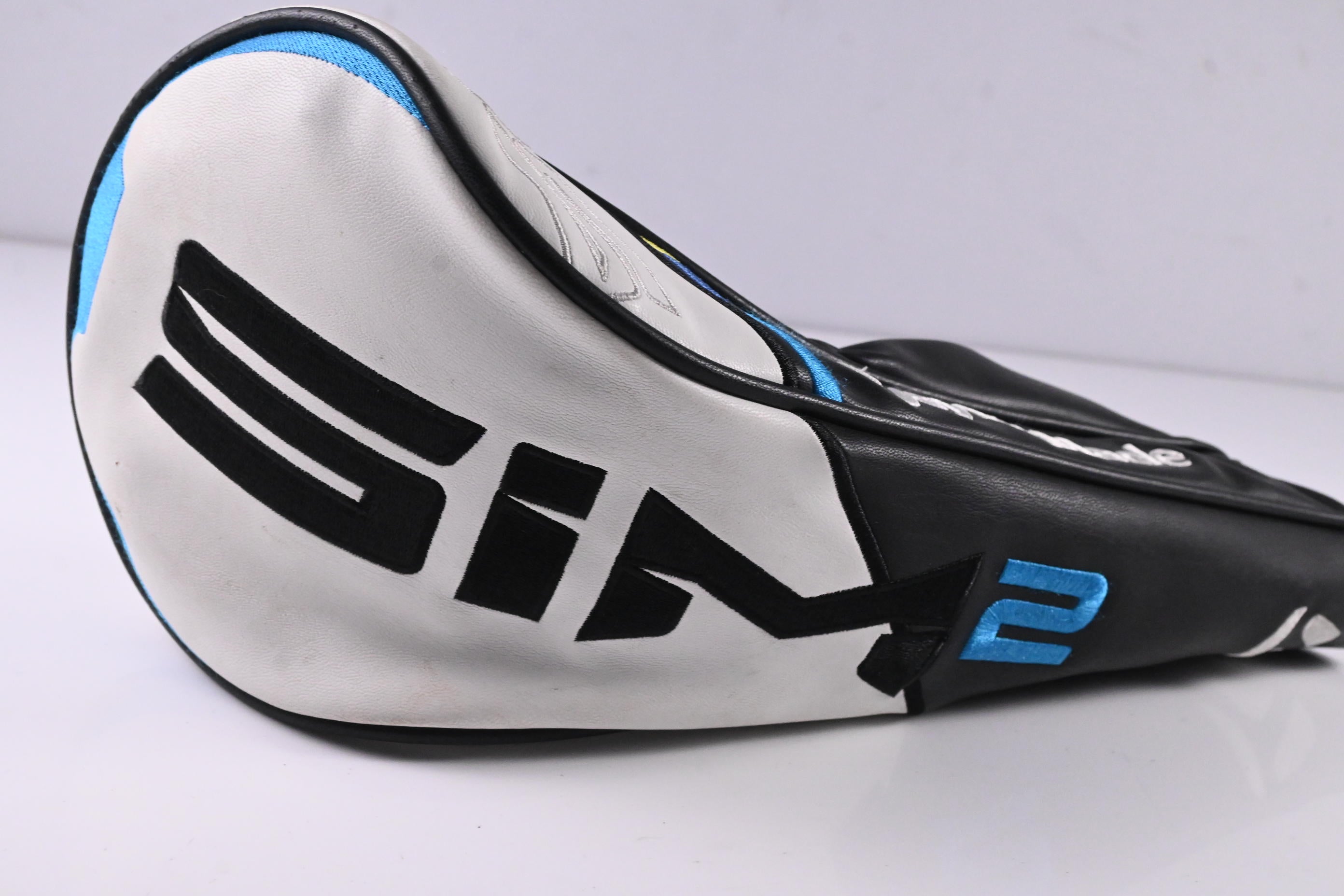 Taylormade SIM2 Max Driver / 9 Degree / Regular Flex Ventus Blue 5 Shaft