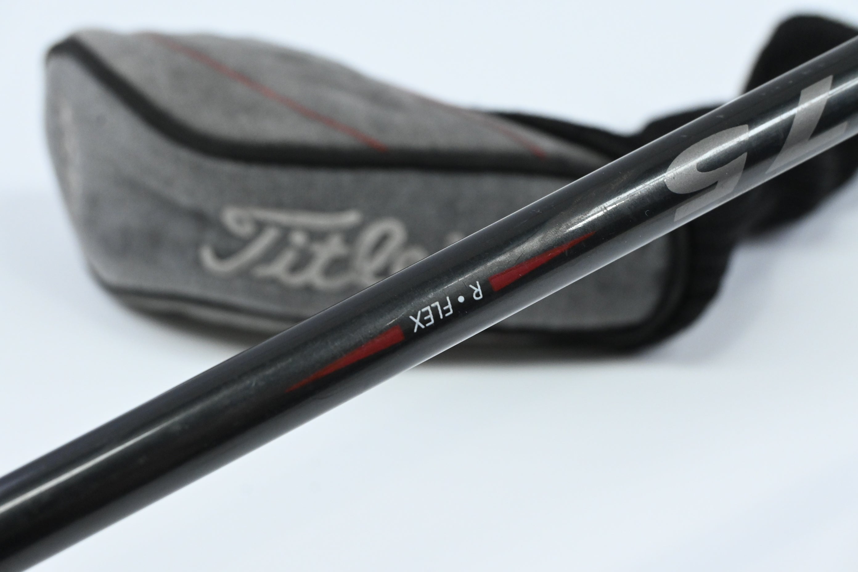 Titleist 585.H #3 Hybrid / 21 Degree / Regular Flex Titleist 4175 Shaft