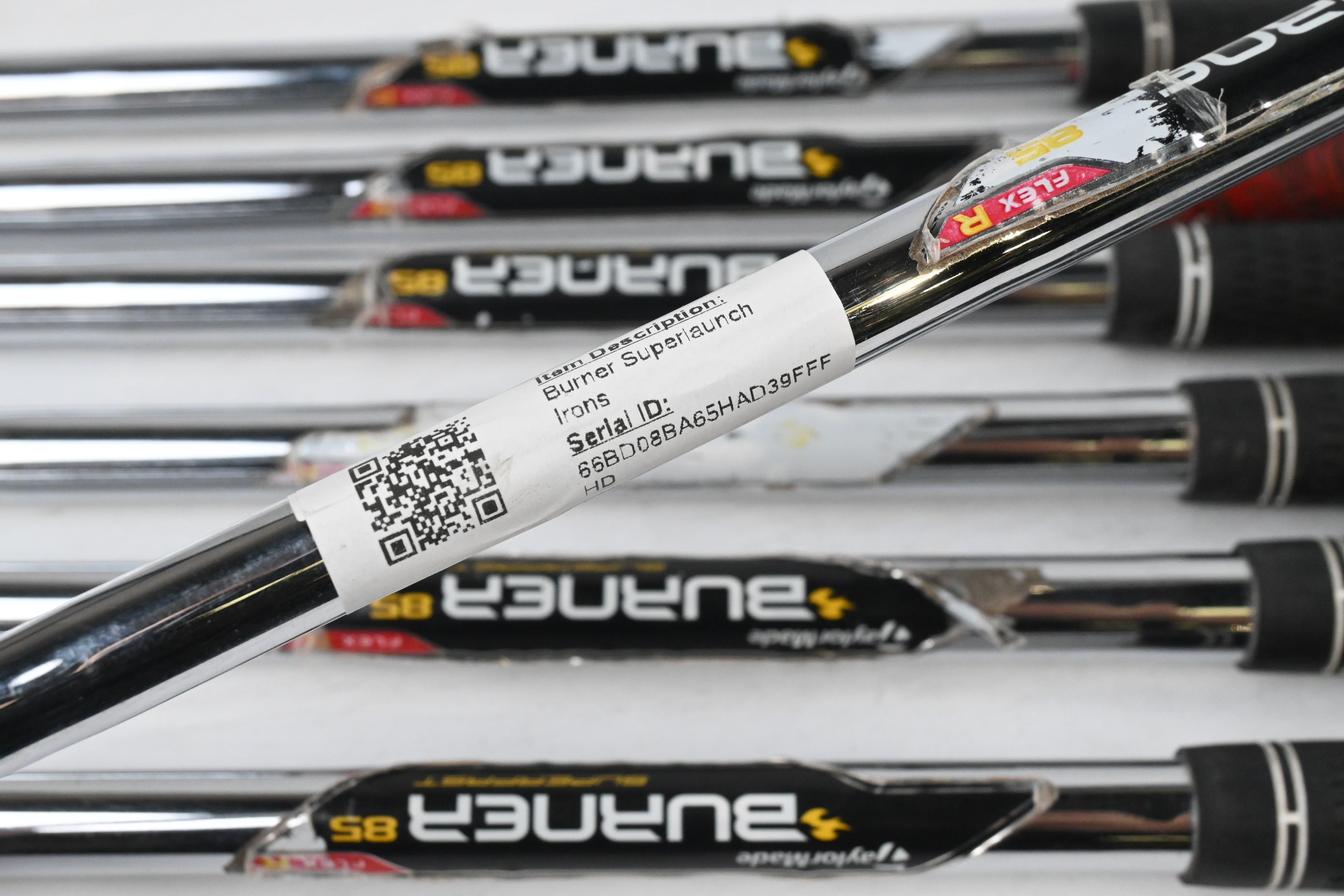 Taylormade Burner Superlaunch Irons / 5-PW+SW / Regular Flex Burner 85 Shafts